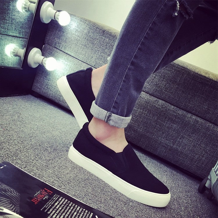 Durable Men's Slip-on Korean Style Platform Canvas Shoes