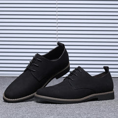 Hermosos zapatos casuales clásicos de gamuza para hombre