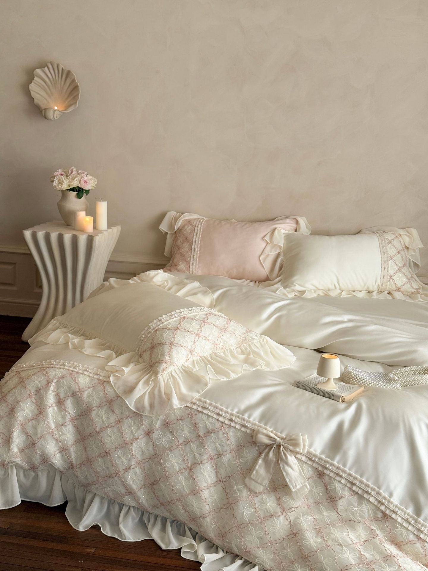 Haute Pearl TENCEL Bedding Set - White Romance