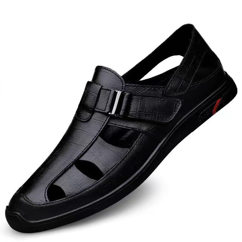 Elegante, schöne Herren-Sandalen mit weichen Hohllöchern