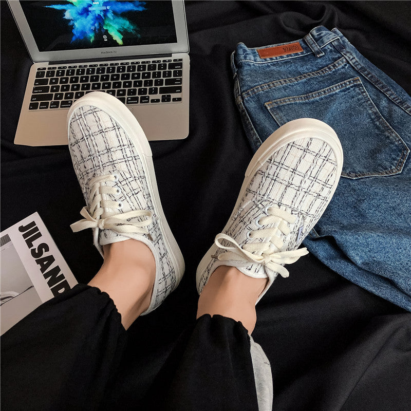 Trendy gestreifte karierte Paar-Sneaker im koreanischen Stil