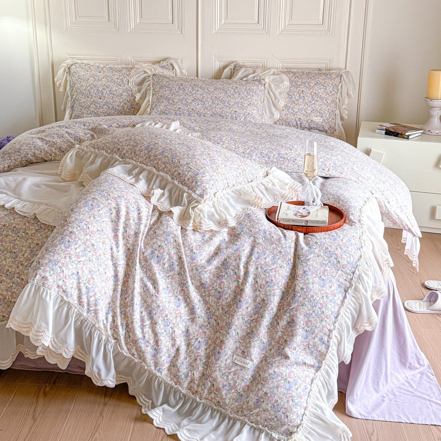 Delicate Floral Lace Ruffled Bedding Set - Pink