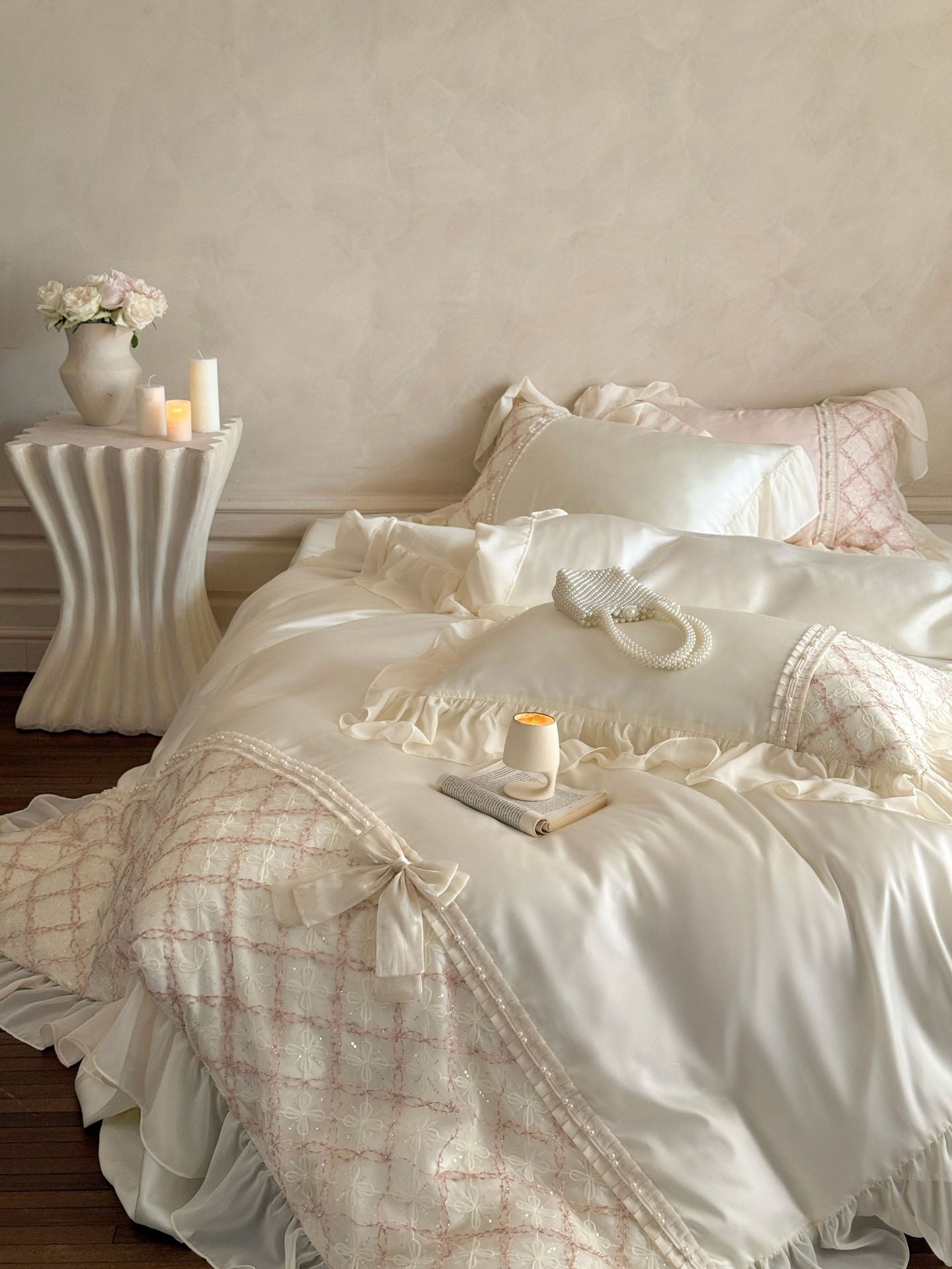Haute Pearl TENCEL Bedding Set - White Romance