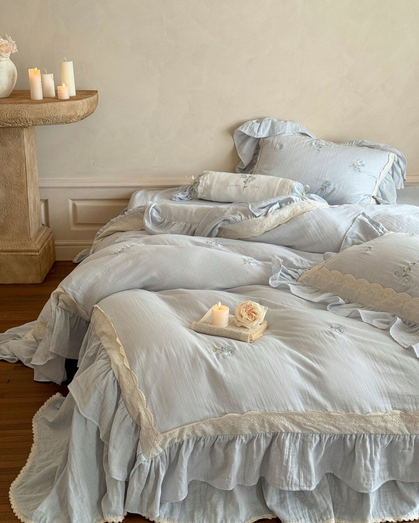 Beatrice Rose Lace Ruffle Bedding Set - Blue