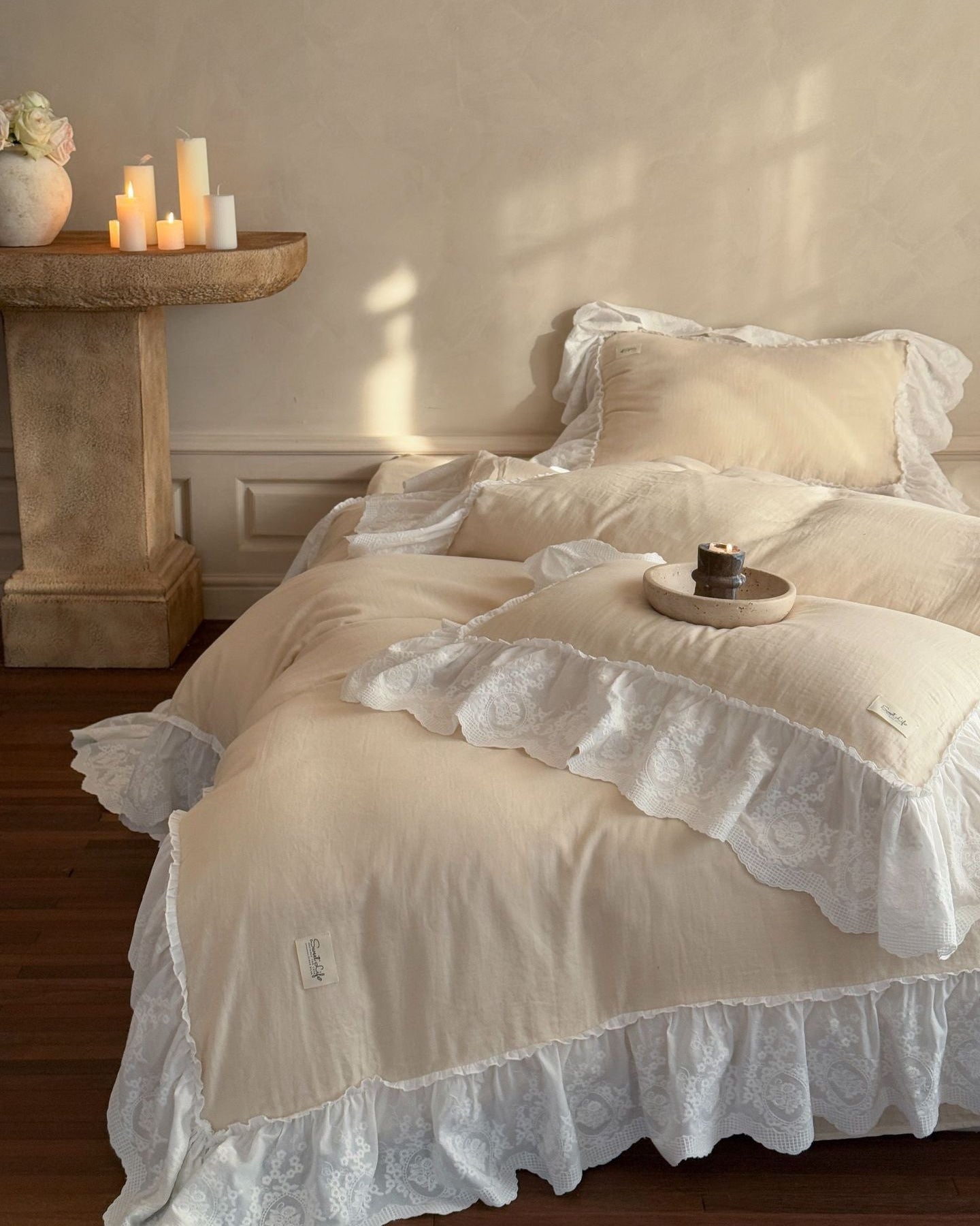 Macaroon French Lace Ruffled Bedding Set - Blue