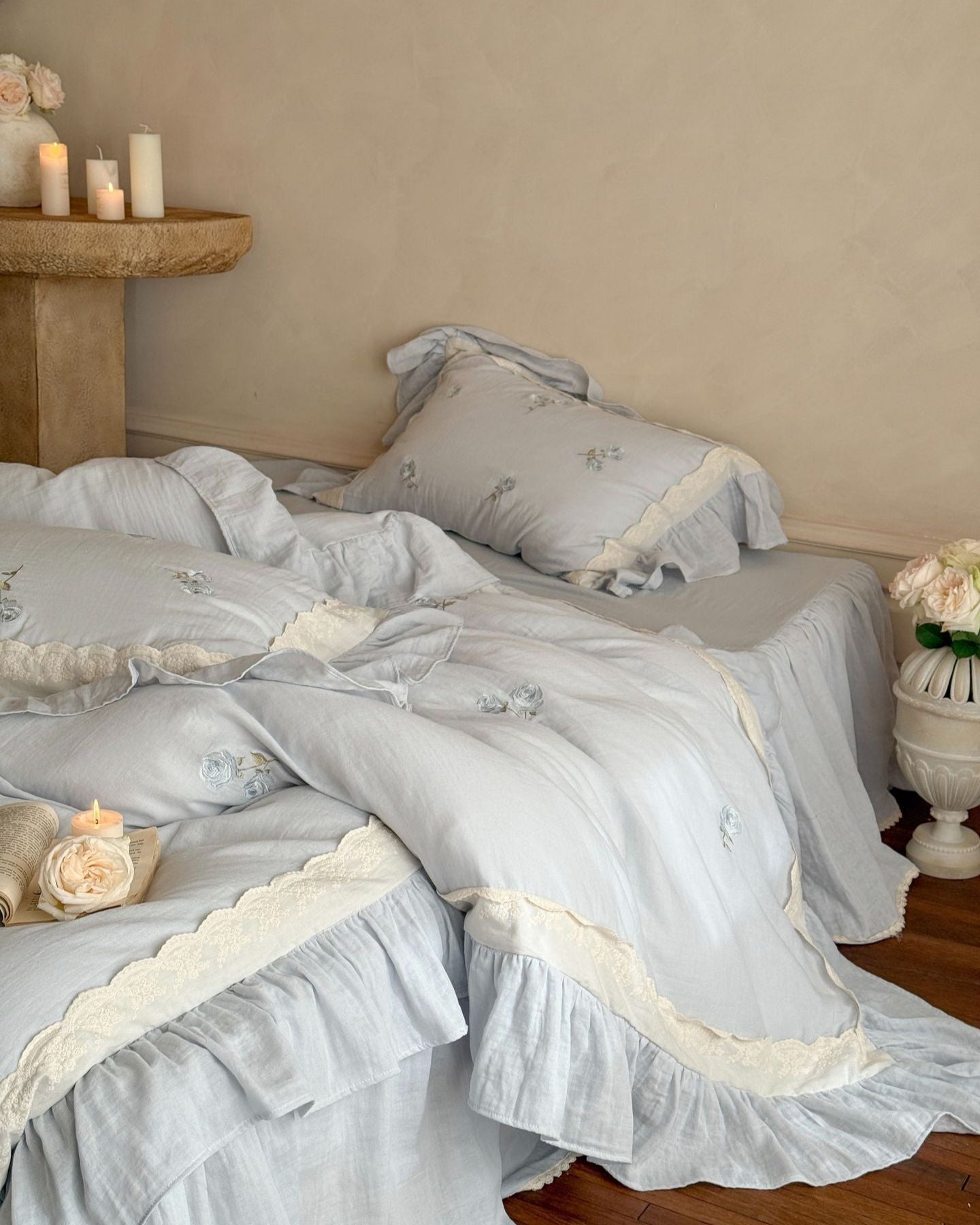 Beatrice Rose Lace Ruffle Bedding Set - Blue