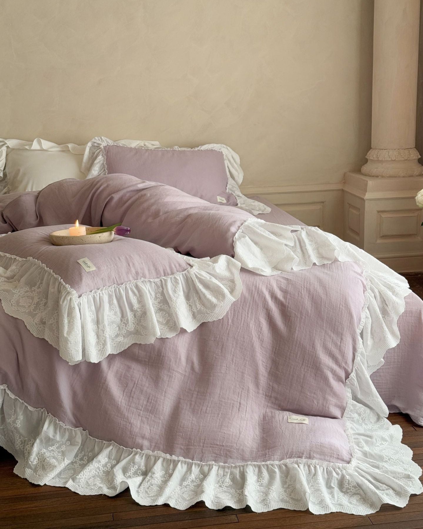Macaroon French Lace Ruffled Bedding Set - Pink
