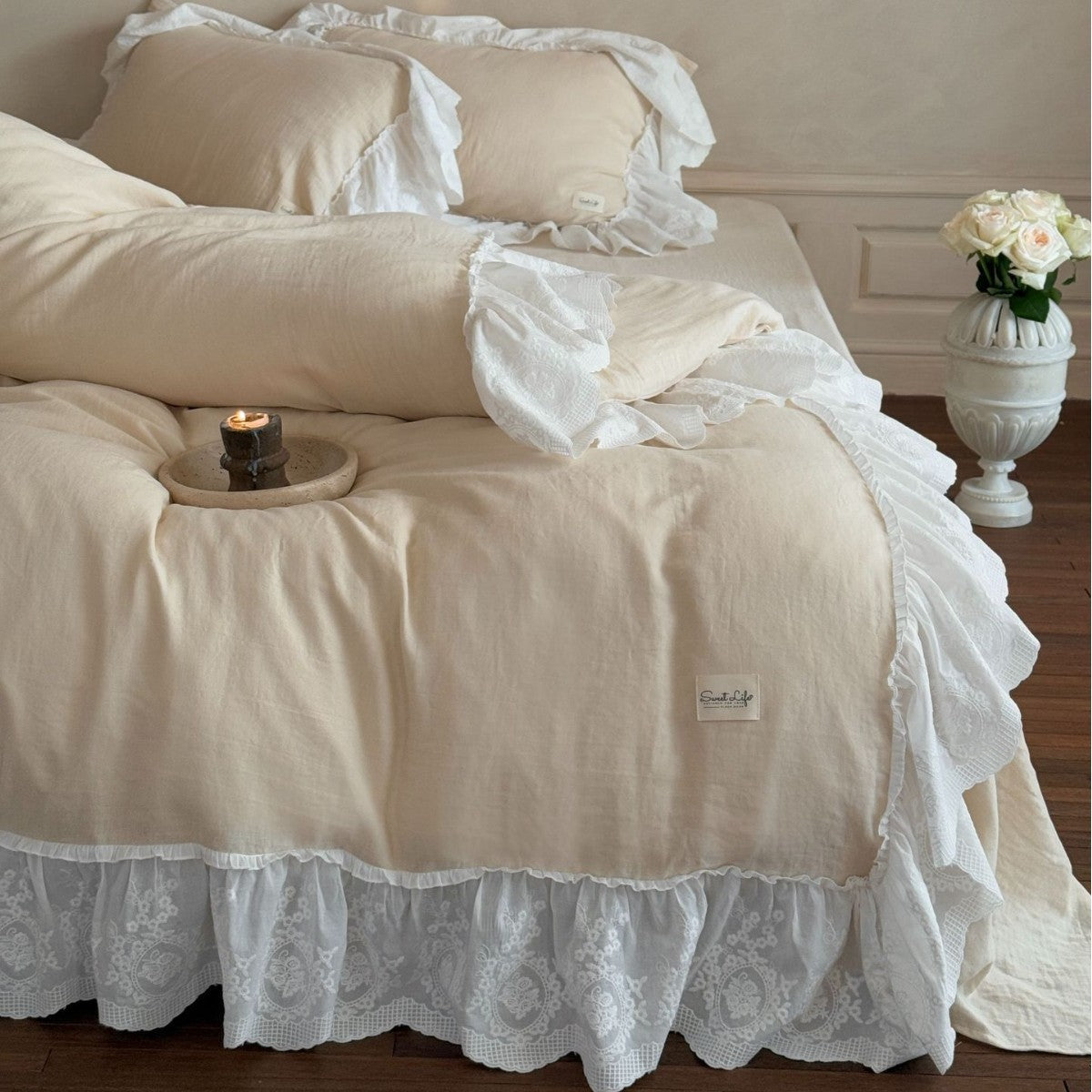 Macaroon French Lace Ruffled Bedding Set - Blue