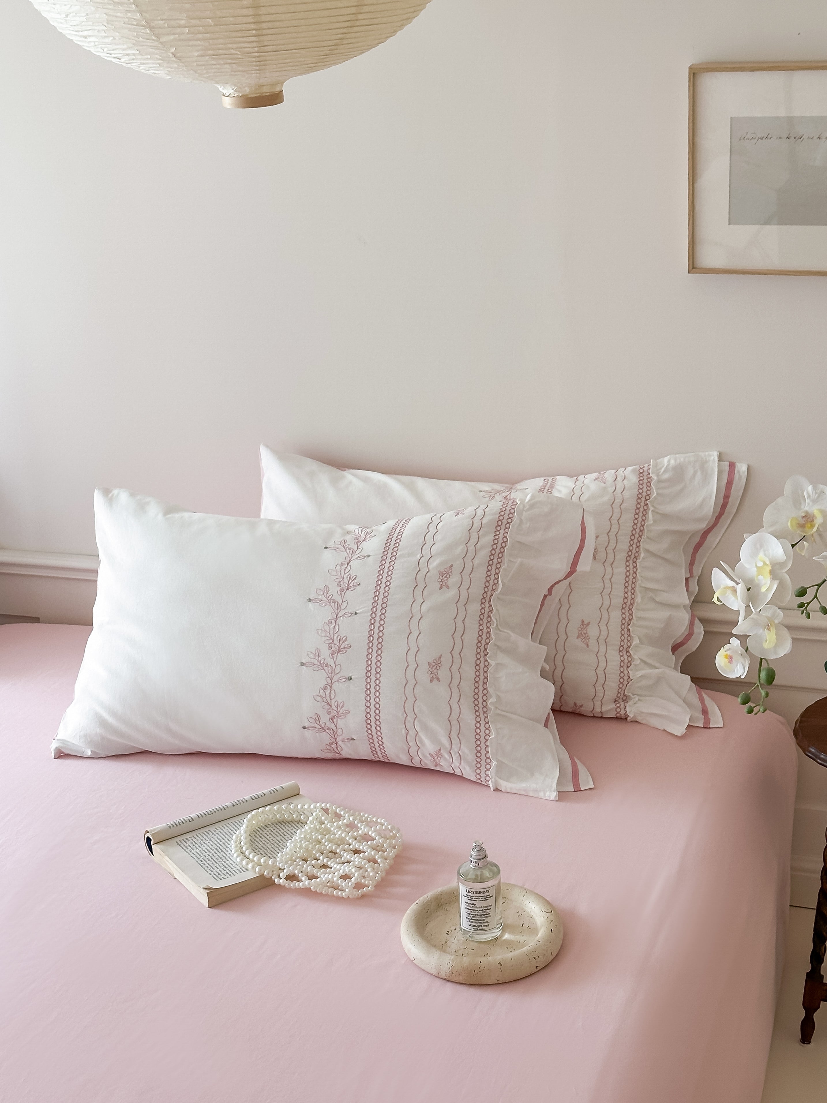 Embroidered French Lace Ruffle Bedding Set - Pink