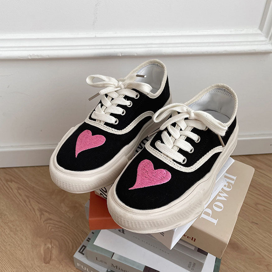 Heart Pattern Embroidered Canvas Sneakers