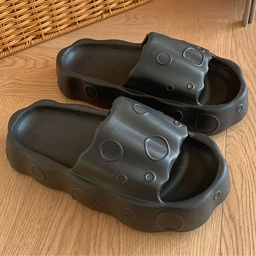 Lindas sandalias de plataforma con forma de queso