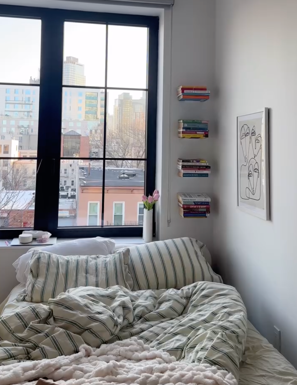 Minimal Stripe Bedding Bundle