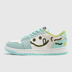 Zapatillas de deporte con diseño sonriente