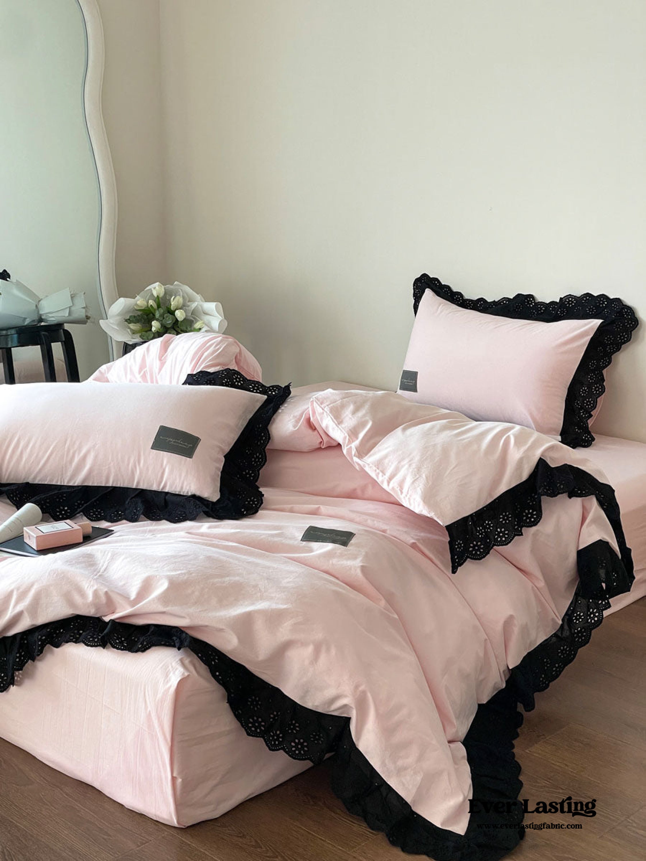 Black Lace Ruffle Bedding Set - Purple
