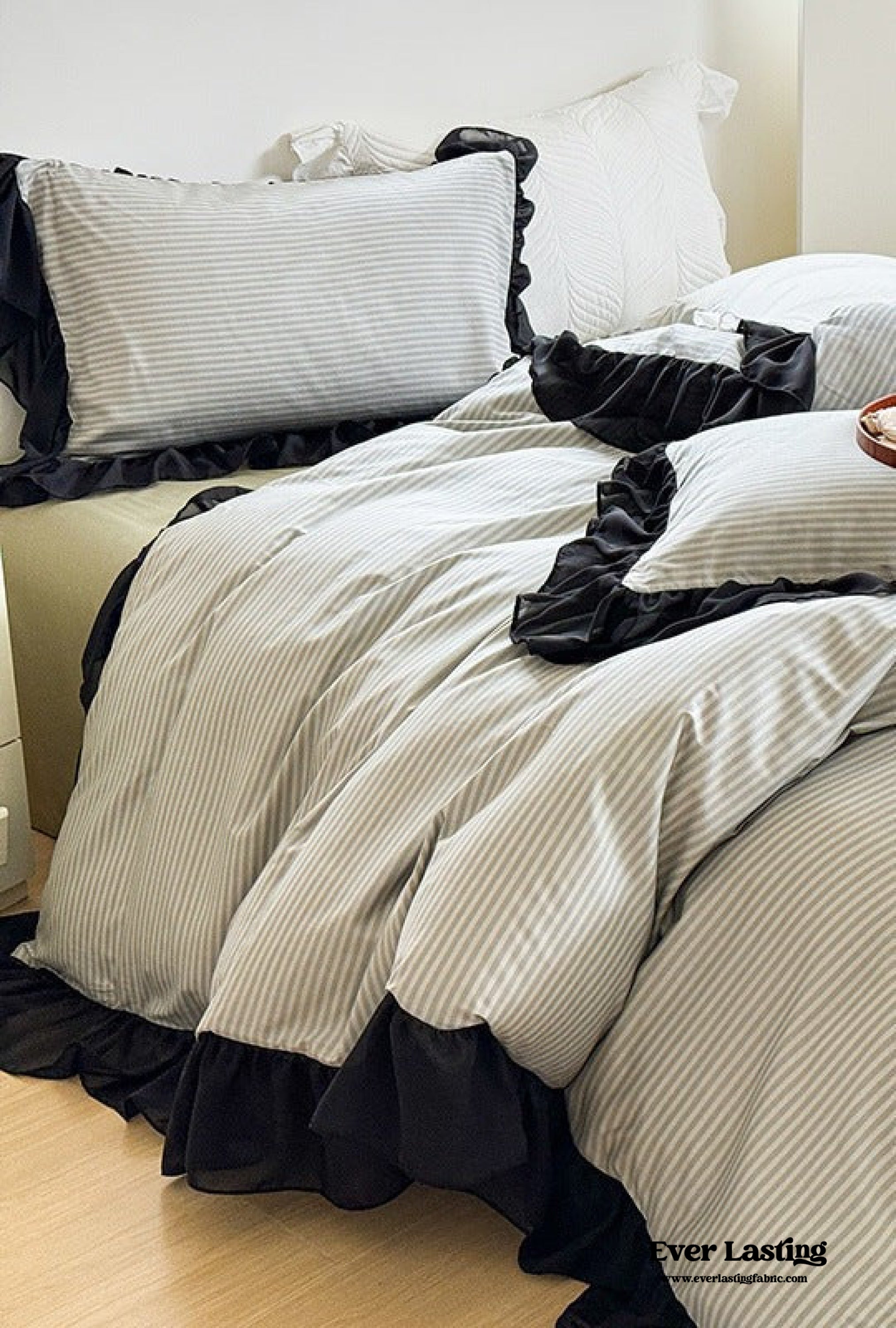 Black Lace Stripe Pastel Bedding Set - Pink