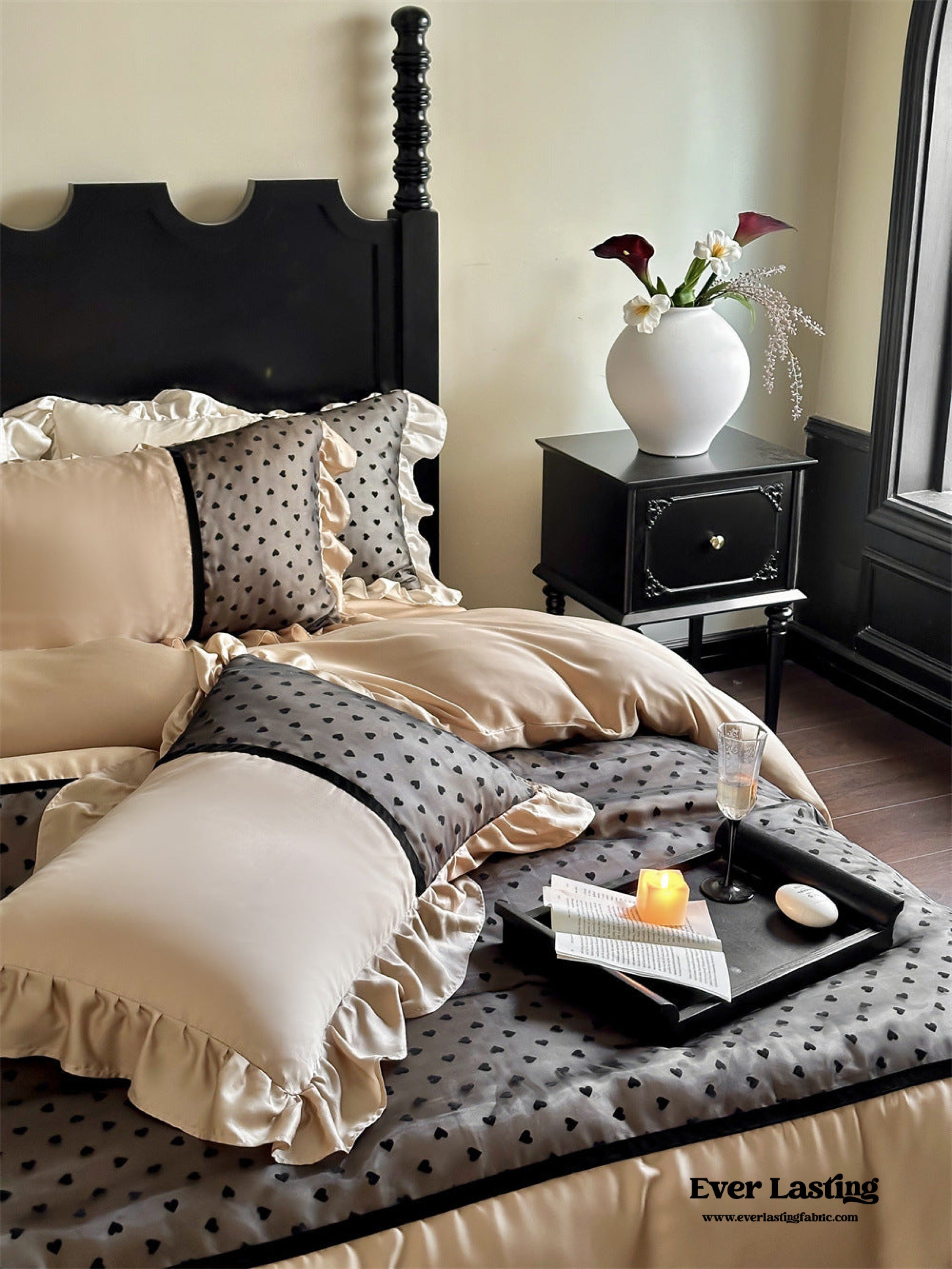 Black Lace Sweet Heart Ruffle Bedding Set - White