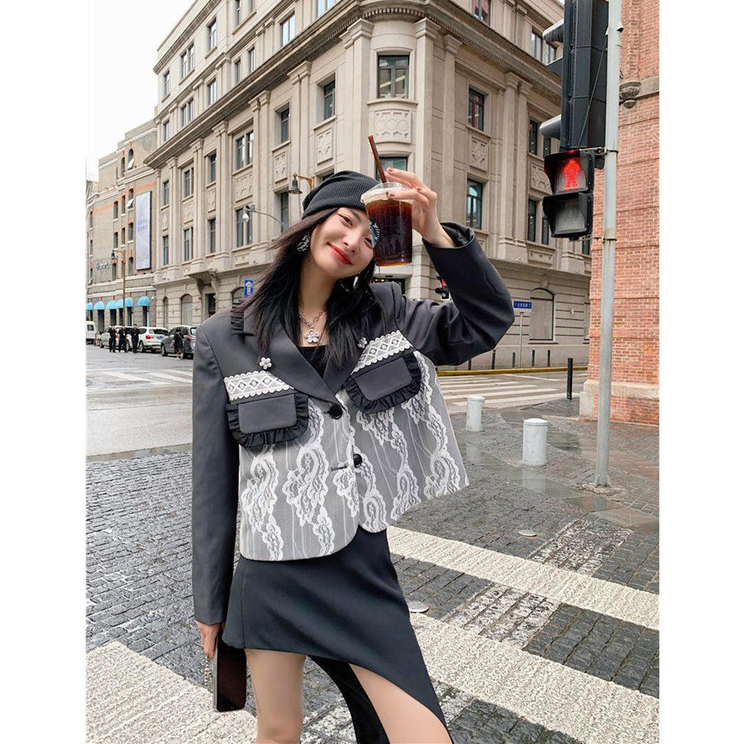 Blazer con costura de encaje