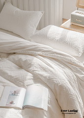 Boho Tufted Bedding Set - White