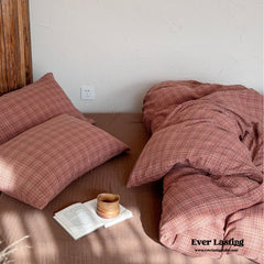 British Vintage Plaid Bedding Set - Red