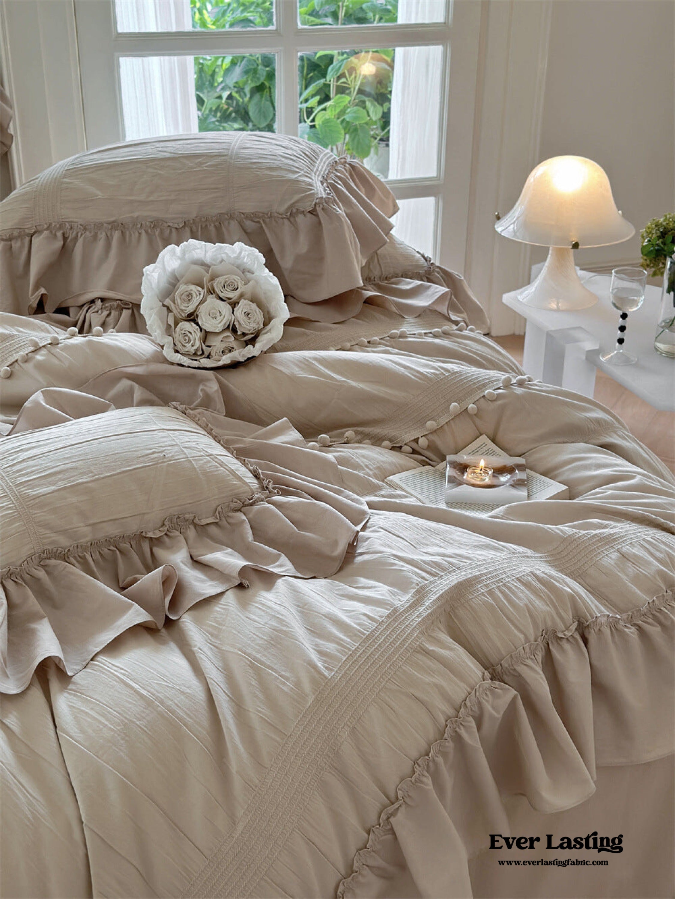 Bubble Washed Cotton Ruffle Bedding Set - White