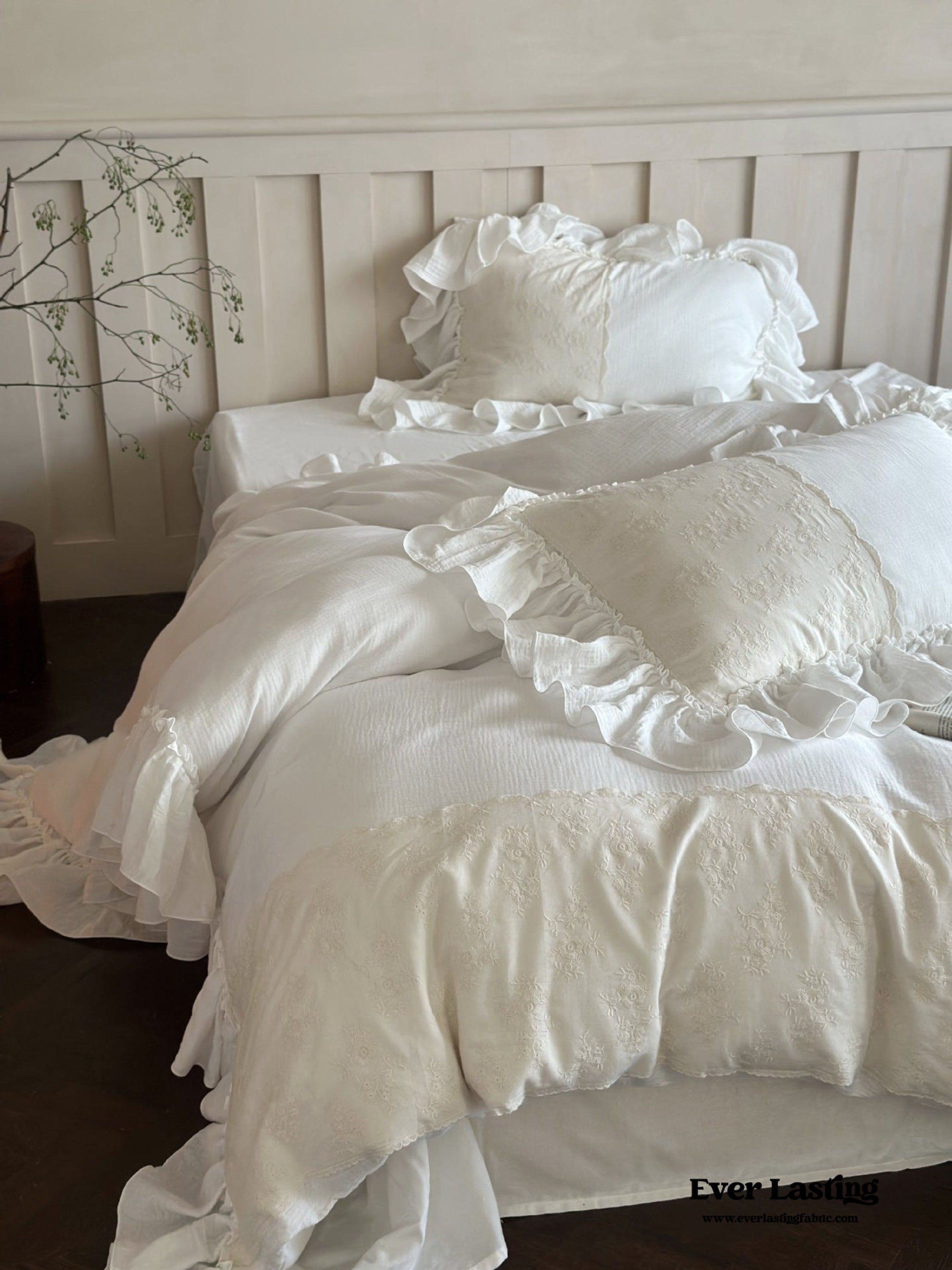 Celeste Soft Lace Embroidered Ruffle Bedding Set - Pink