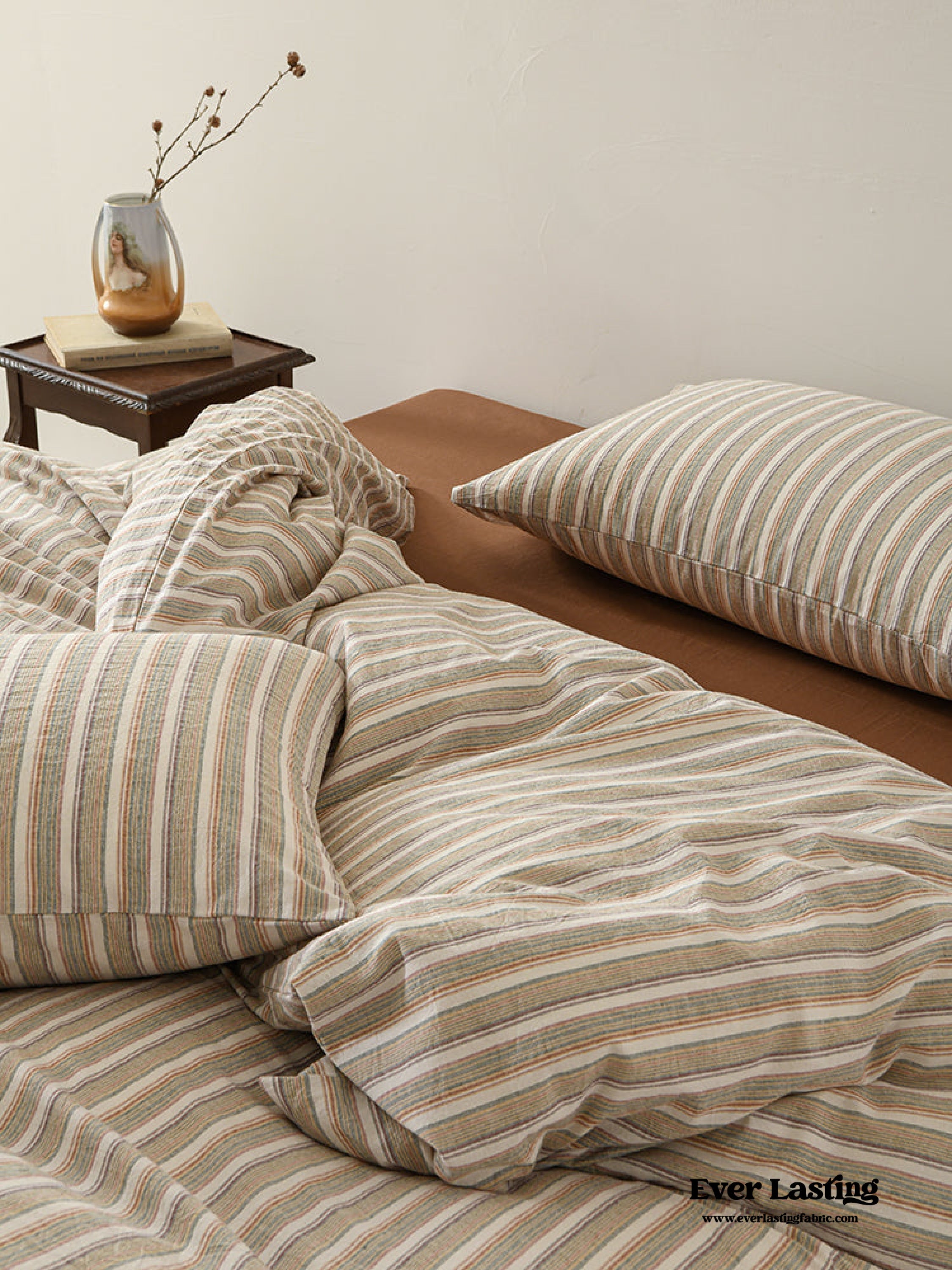 Clara Vintage Minimalist Striped Bedding Set - Pink