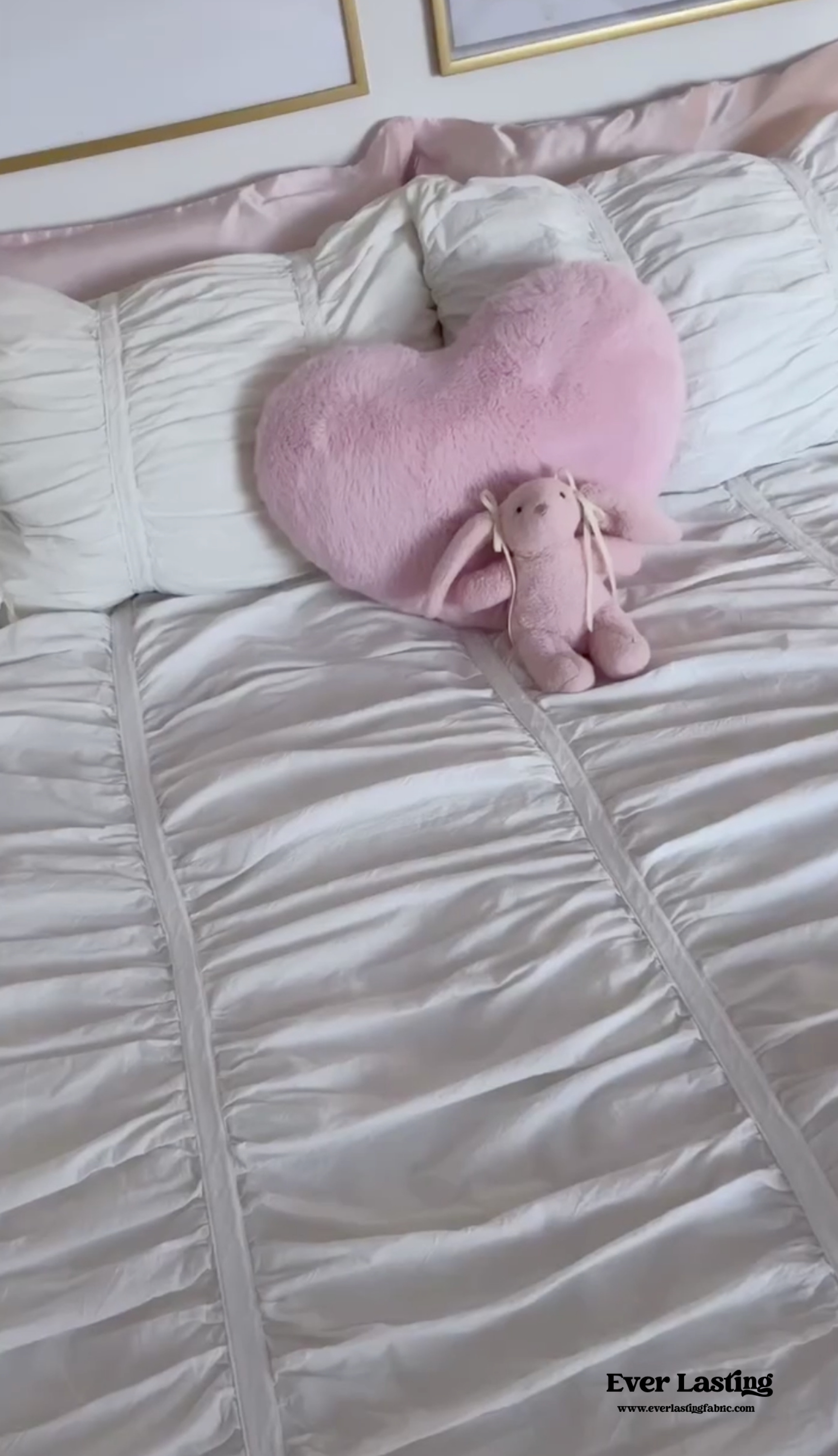 Coquette Ruffle Bedding Set with Ties - Pink