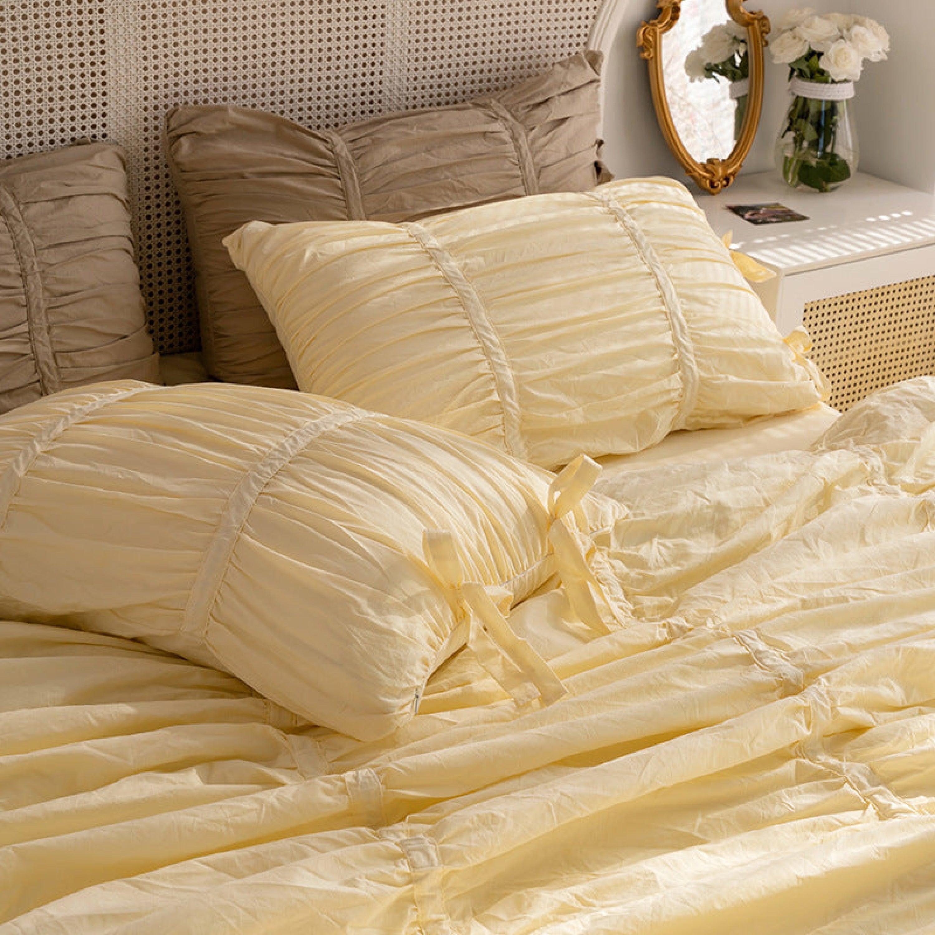 Coquette Ruffle Bedding Set with Ties - Pink