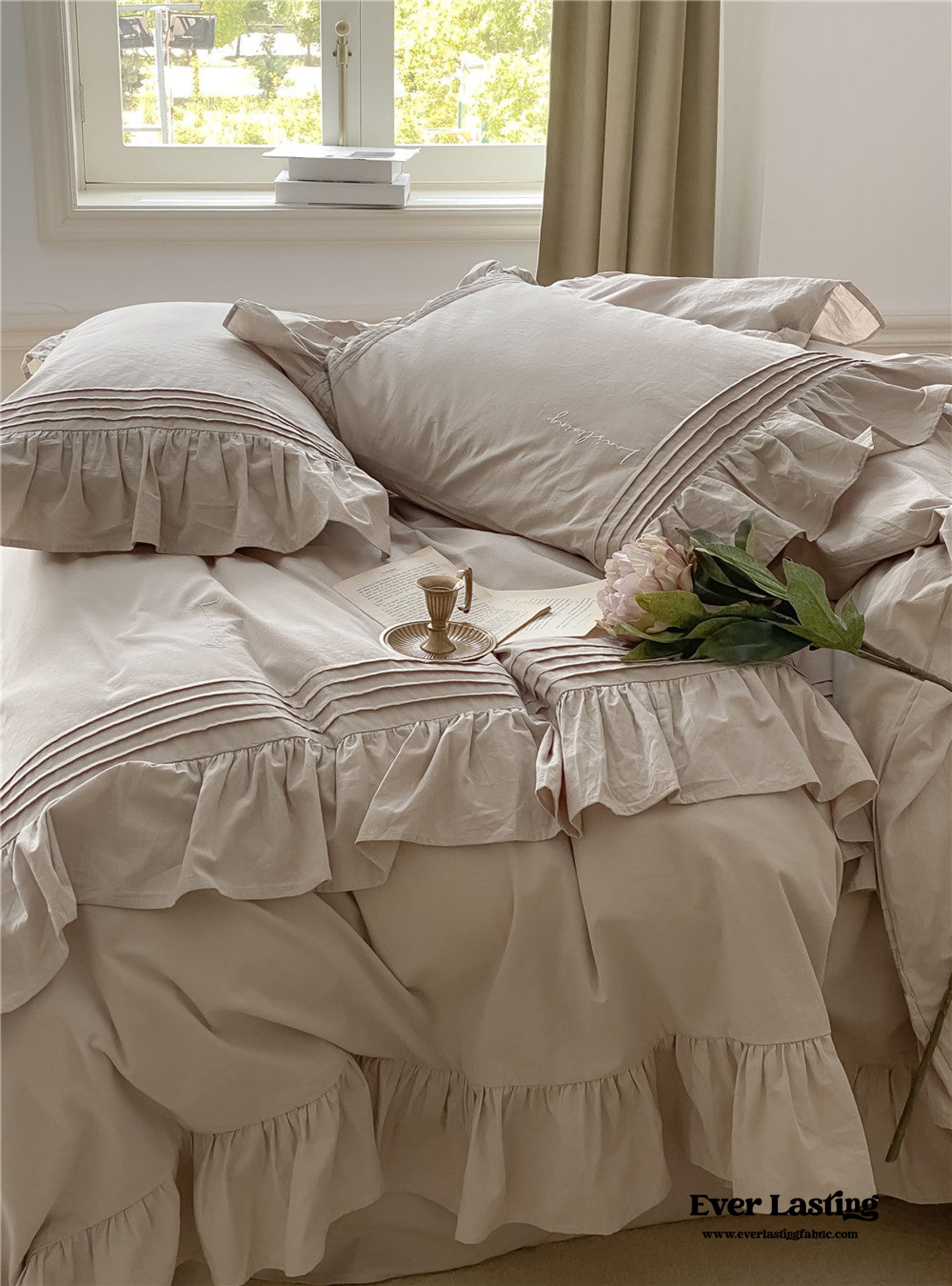 Coquette Ruffle Washed Cotton Bedding Set - Khaki