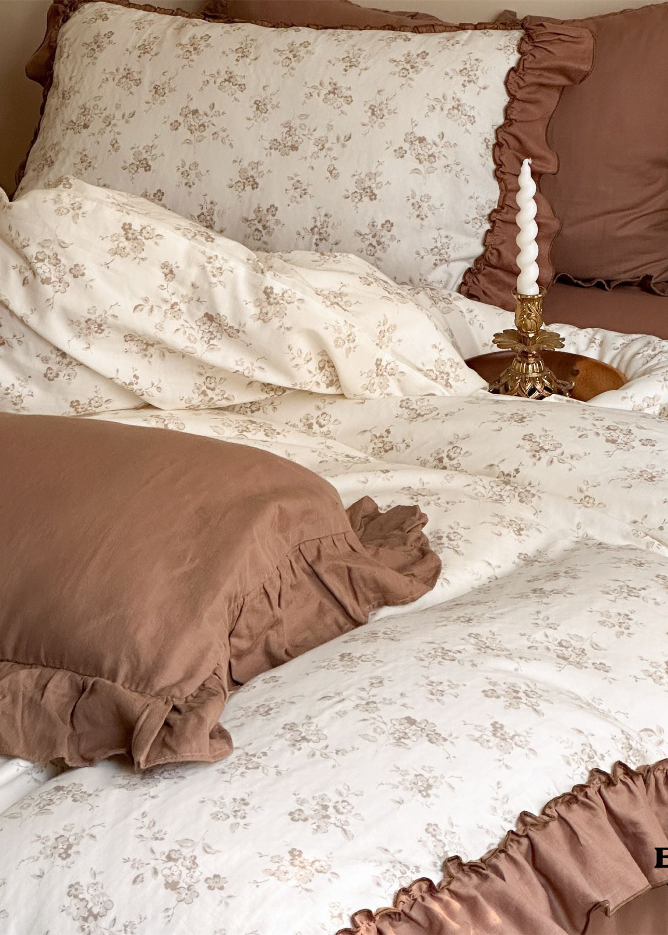 Cottage Inspired Ruffle Bedding Set - Soft Blue