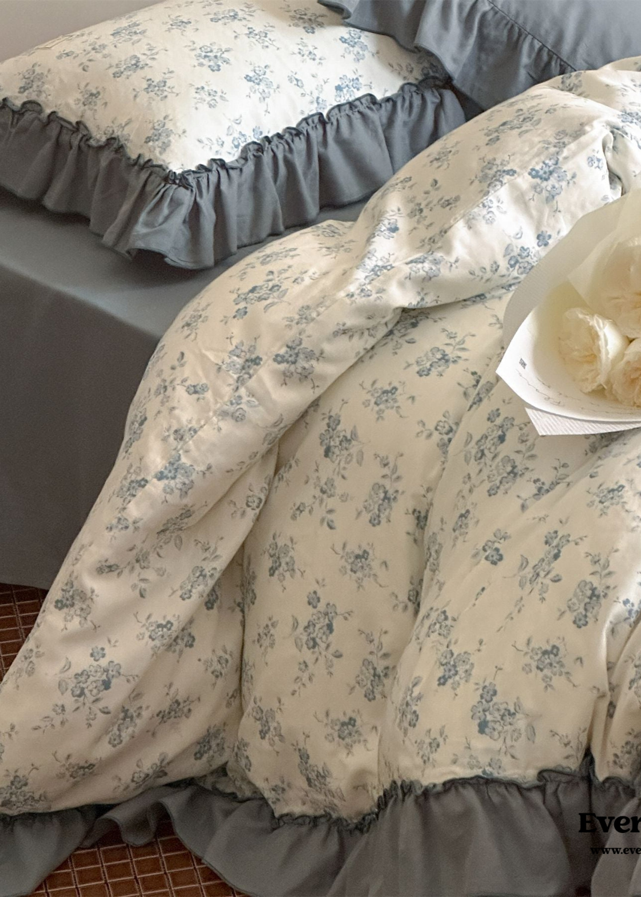 Cottage Inspired Ruffle Bedding Set - Soft Blue