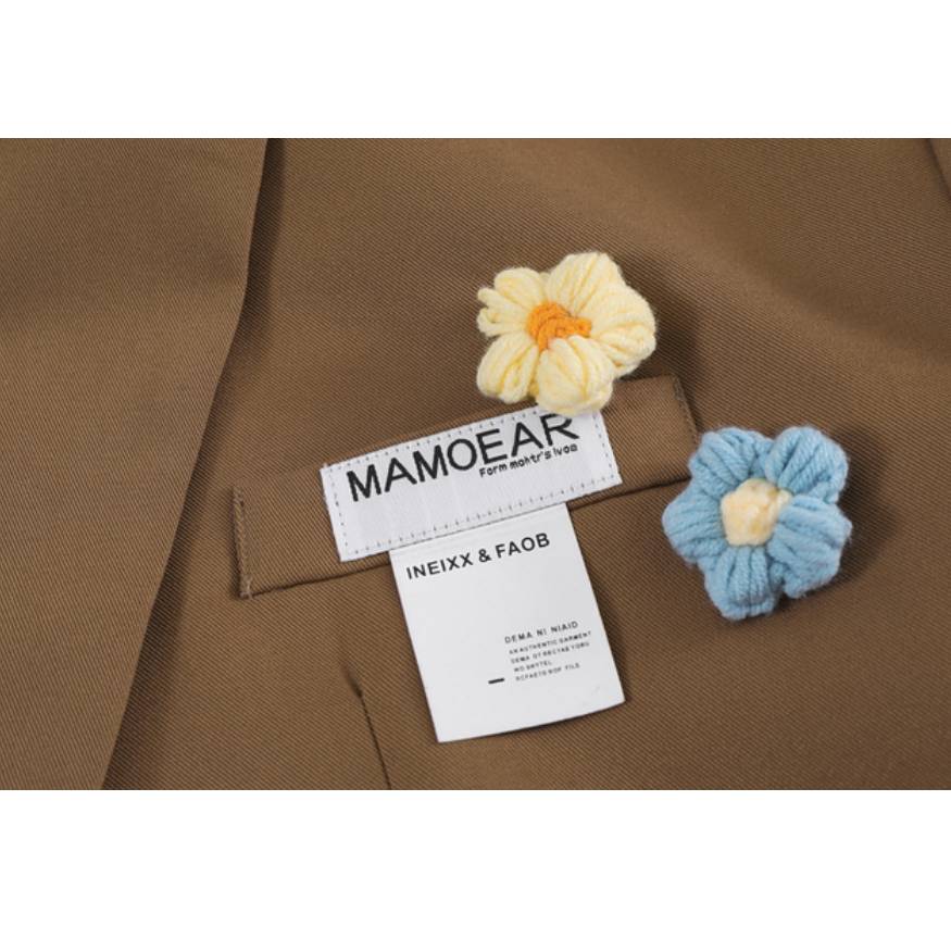 Blazer con decoración de flores de punto