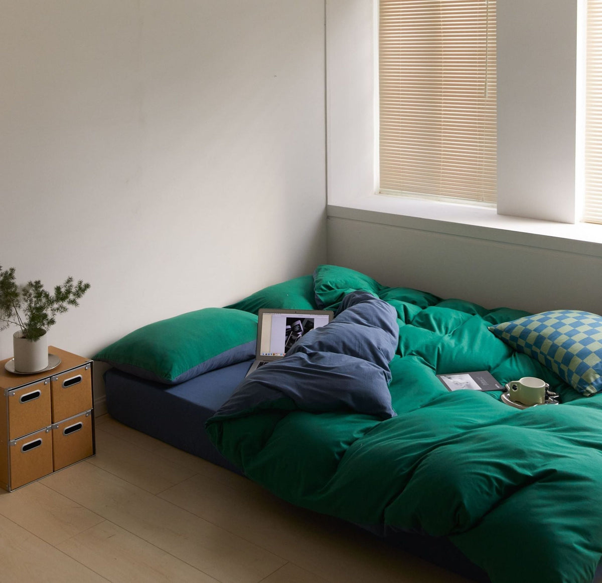 Duo Bedding Set - Green + Blue