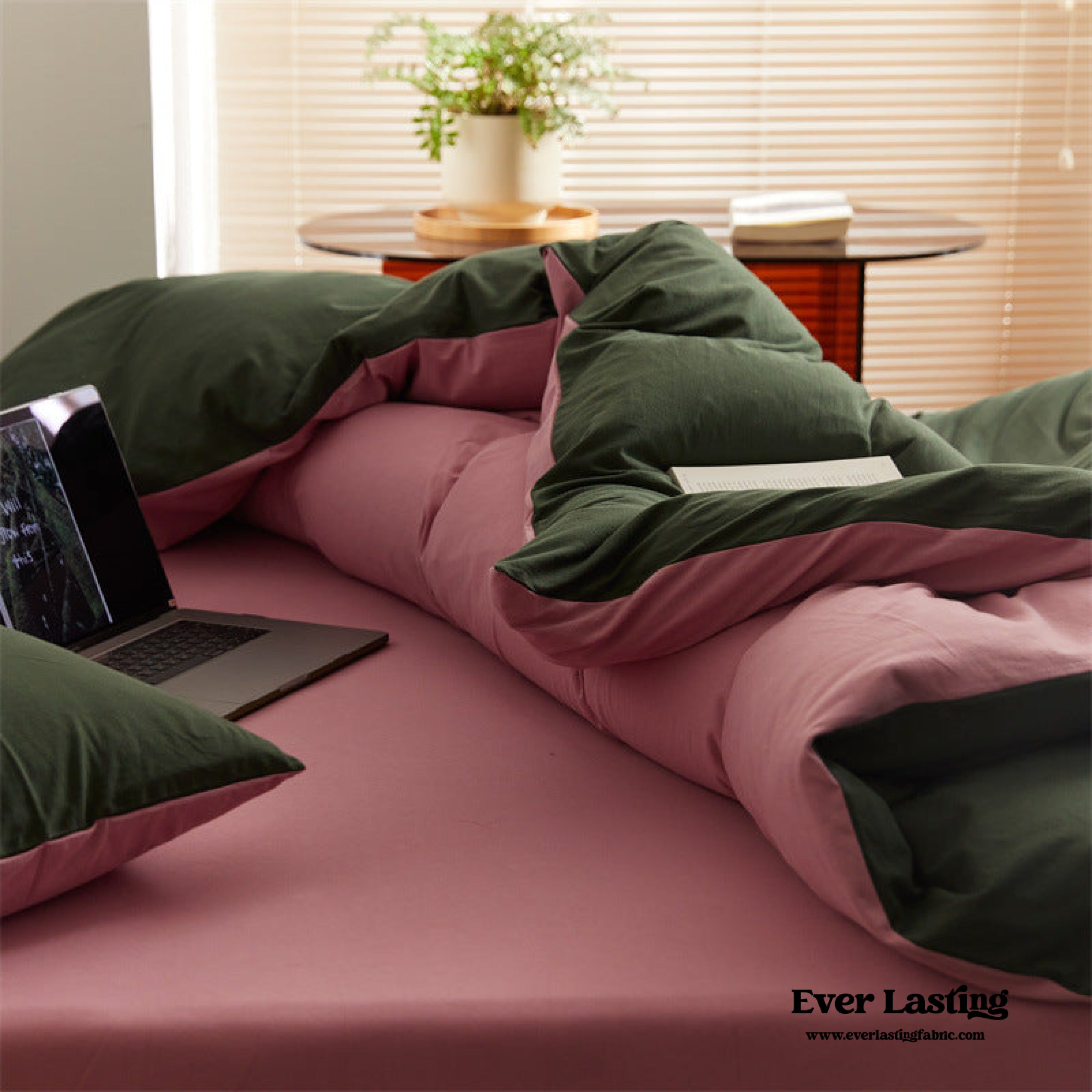 DUO Maximalist Jersey Knit Bedding Set - Barbie Pink + Forest Green