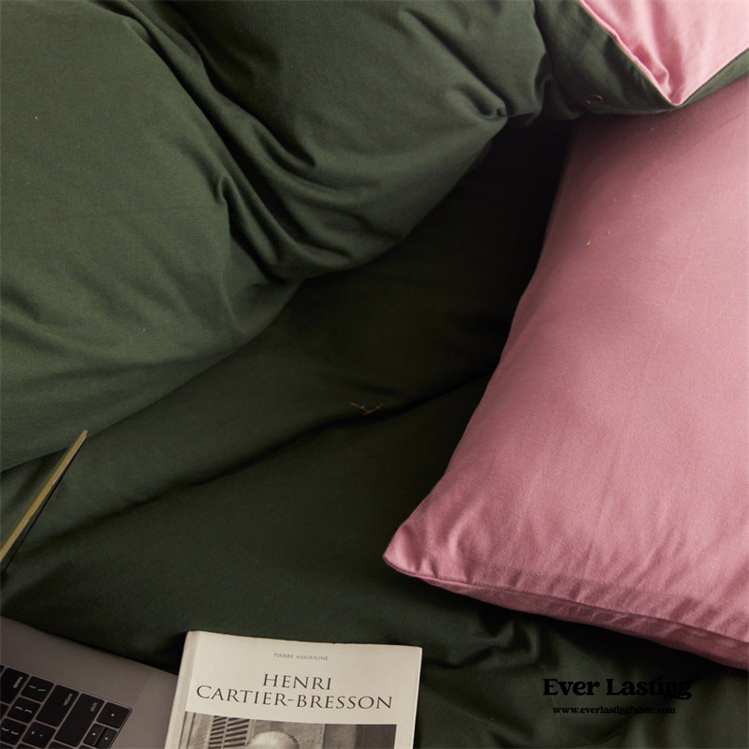 DUO Maximalist Jersey Knit Bedding Set - Barbie Pink + Forest Green