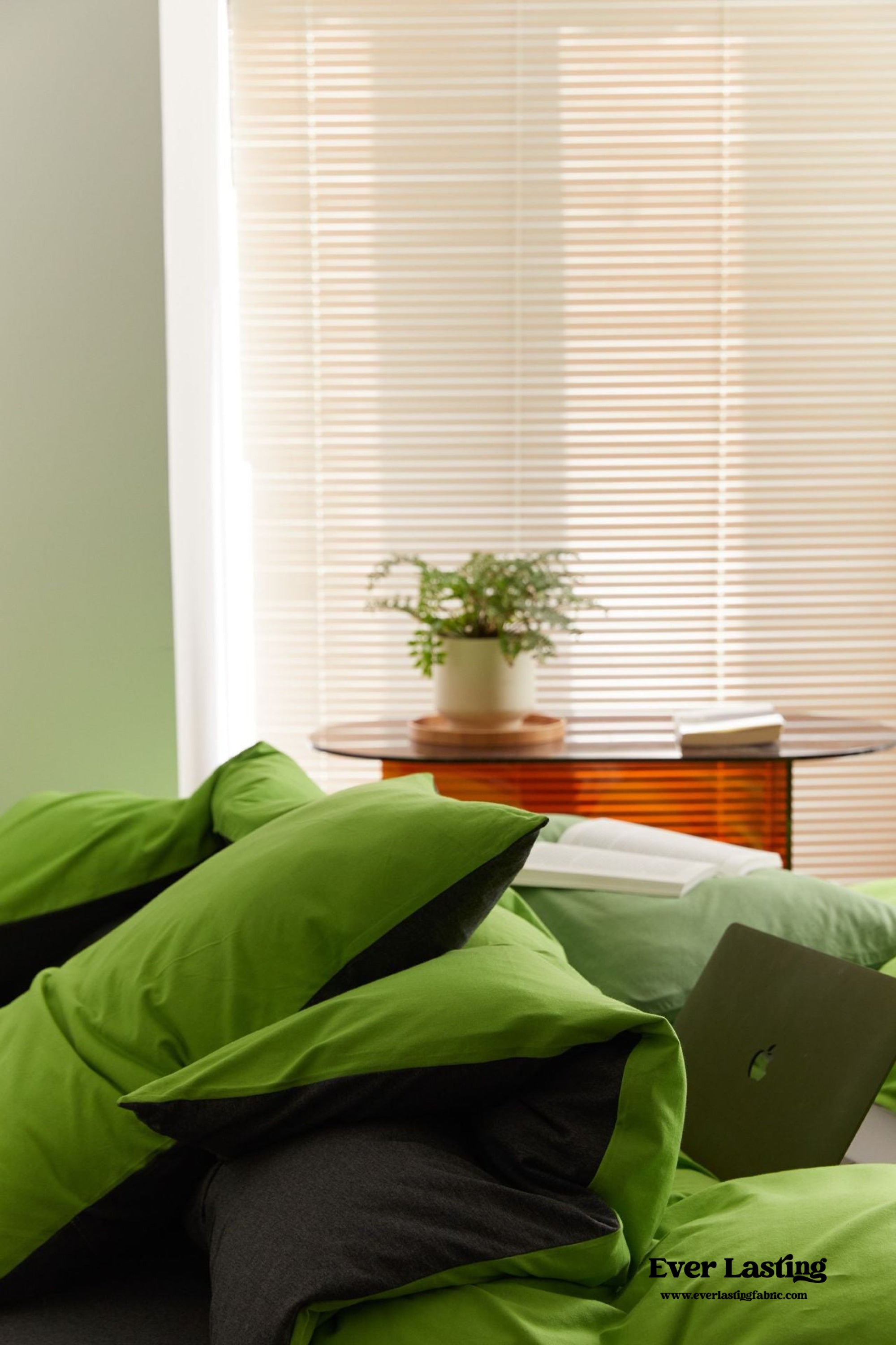 DUO Maximalist Jersey Knit Bedding Set - Barbie Pink + Forest Green