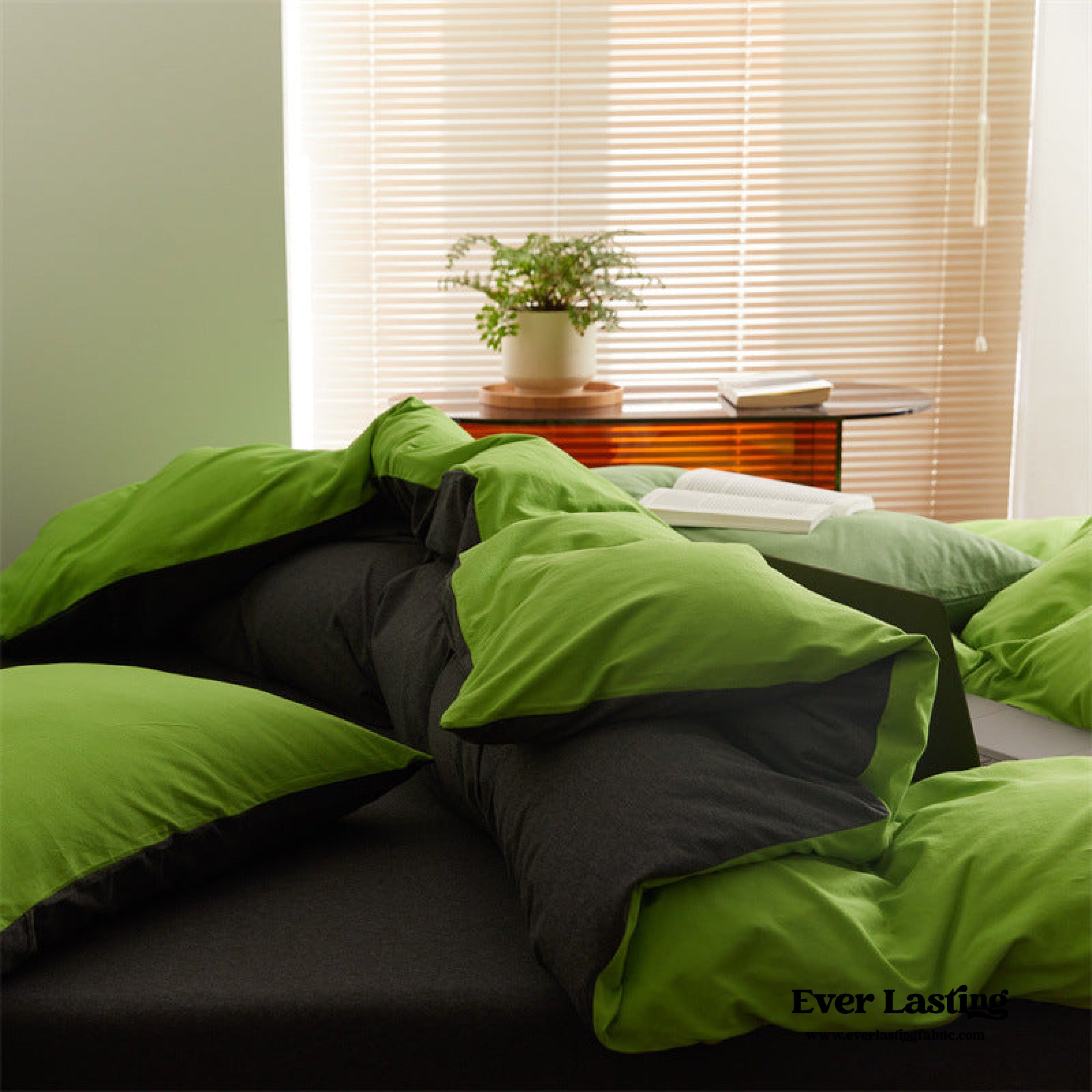 DUO Maximalist Jersey Knit Bedding Set - Barbie Pink + Forest Green