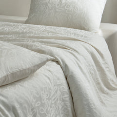 Elin Tencel Silky Jacquard Bedding Set - Bouquet