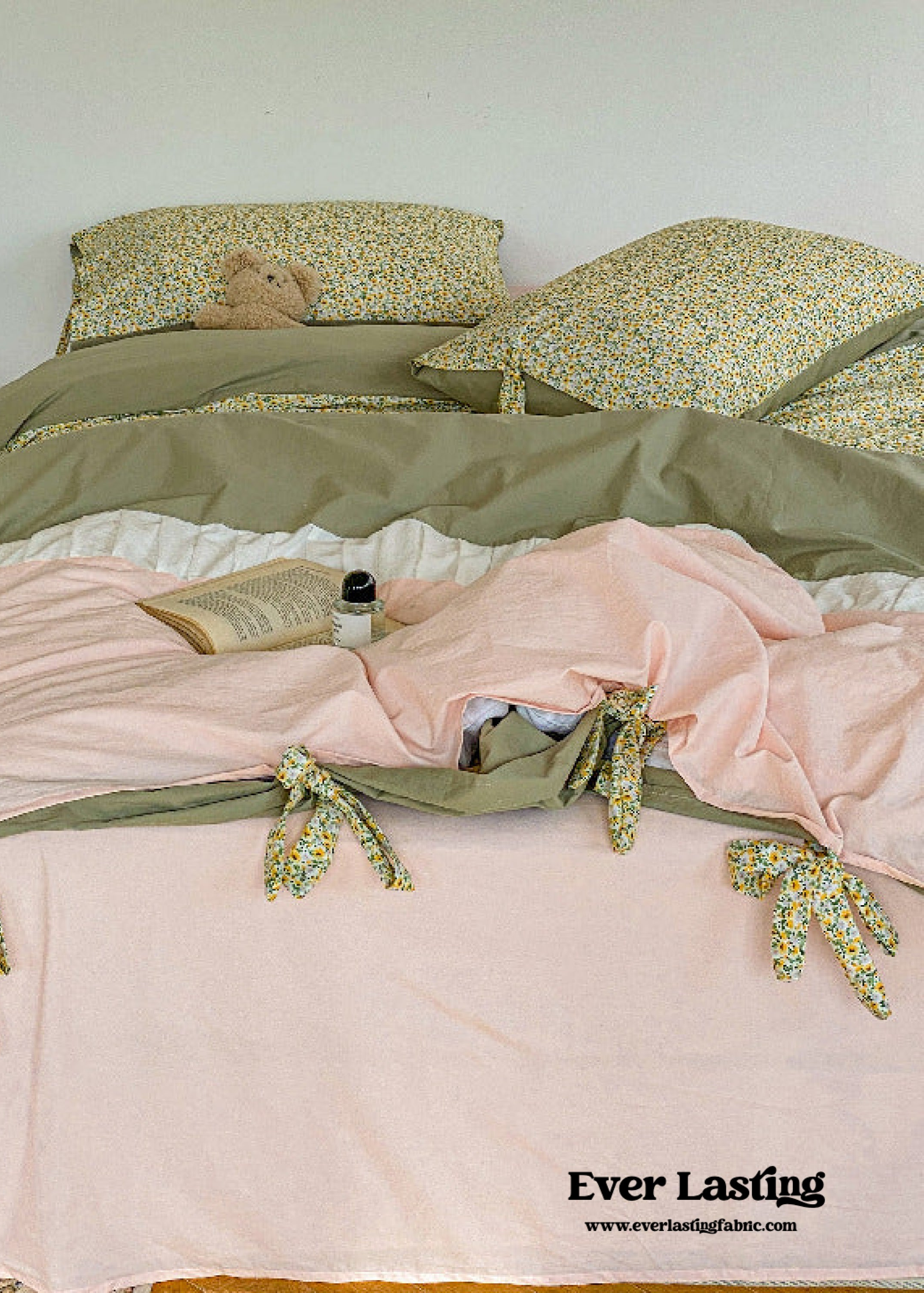 Floral Patchwork Bedding Set - Pink