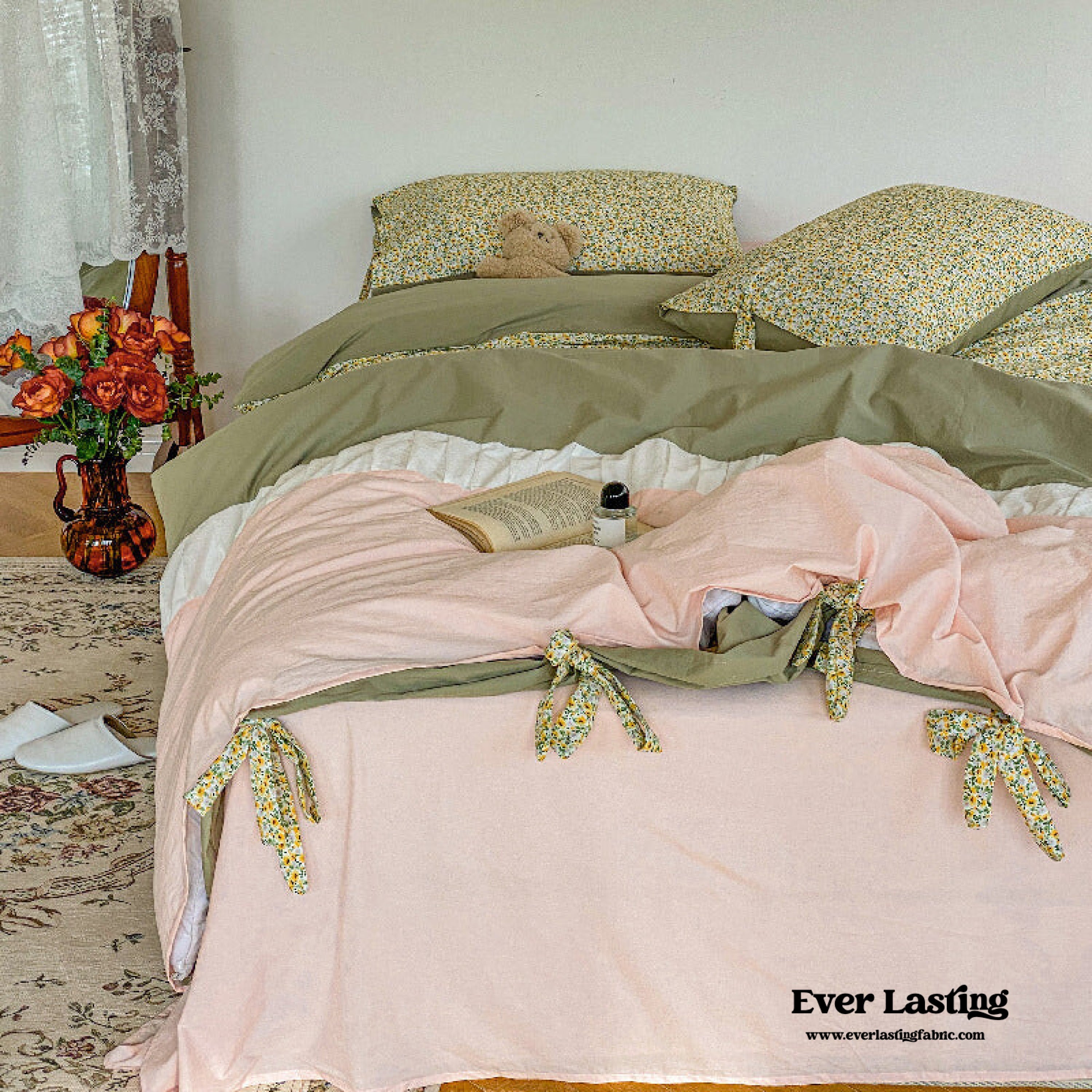 Floral Patchwork Bedding Set - Pink