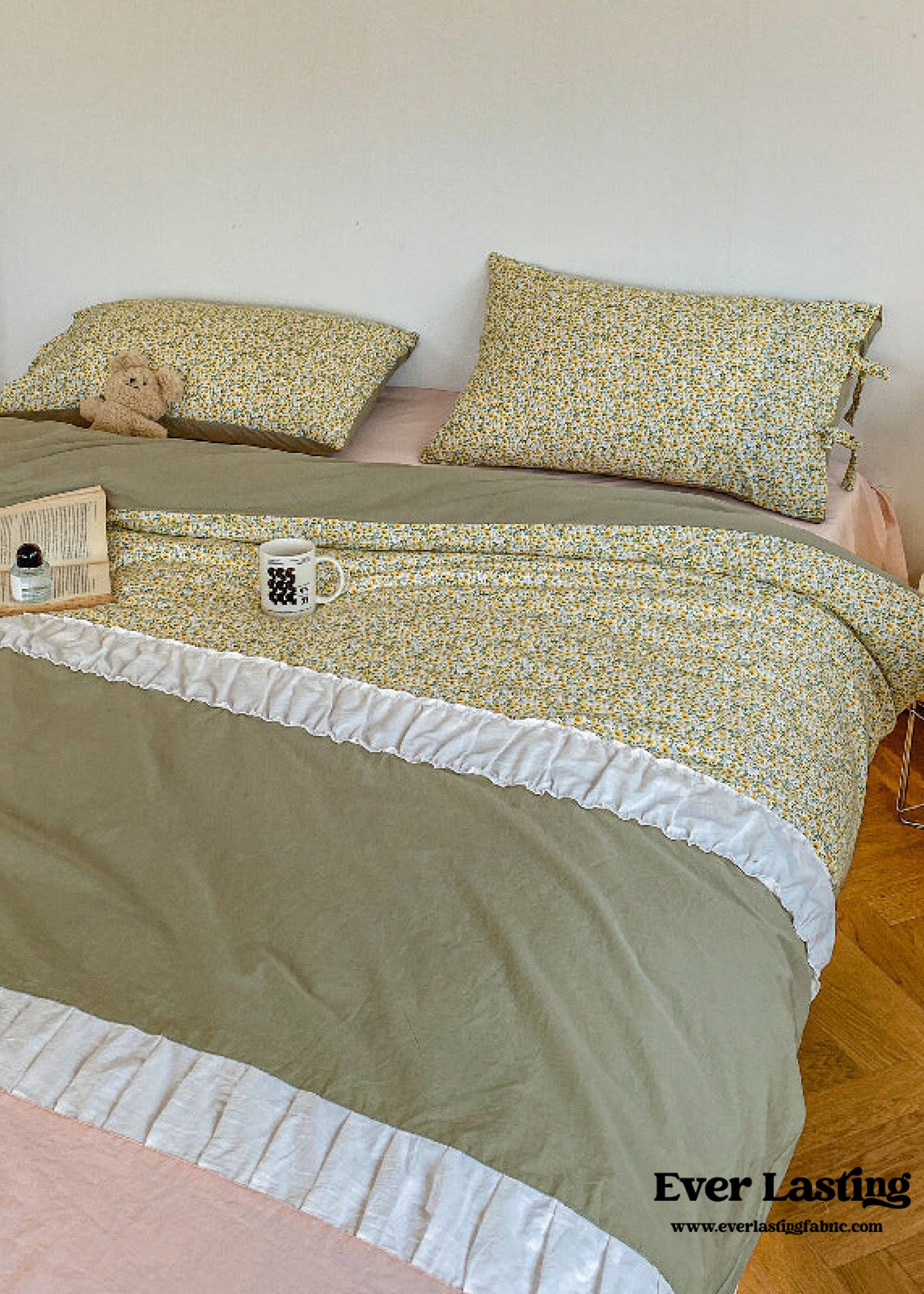 Floral Patchwork Bedding Set - Pink