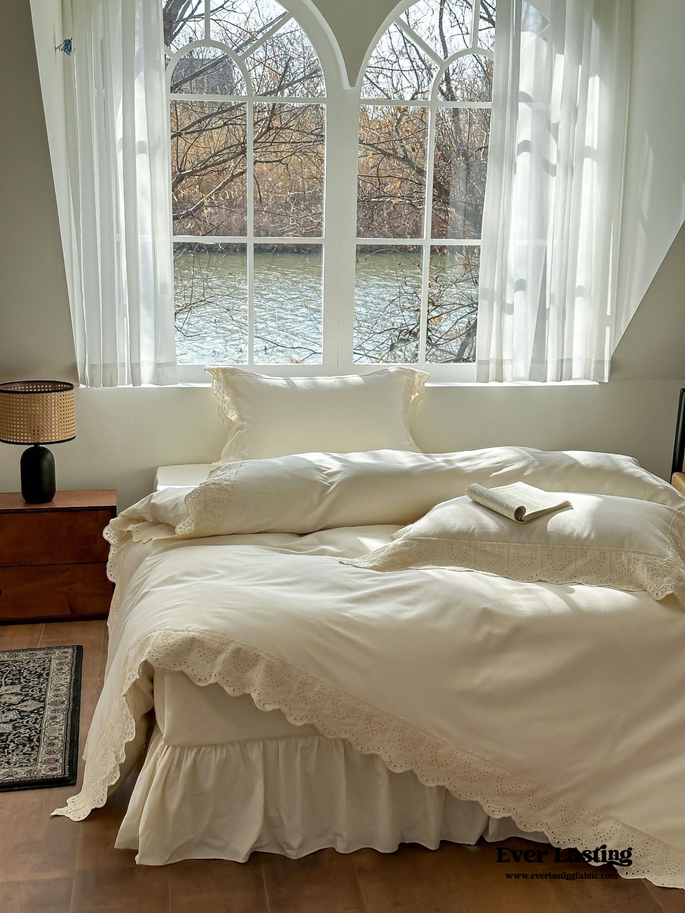 French Lace Floral Ruffle Bedding Set - White