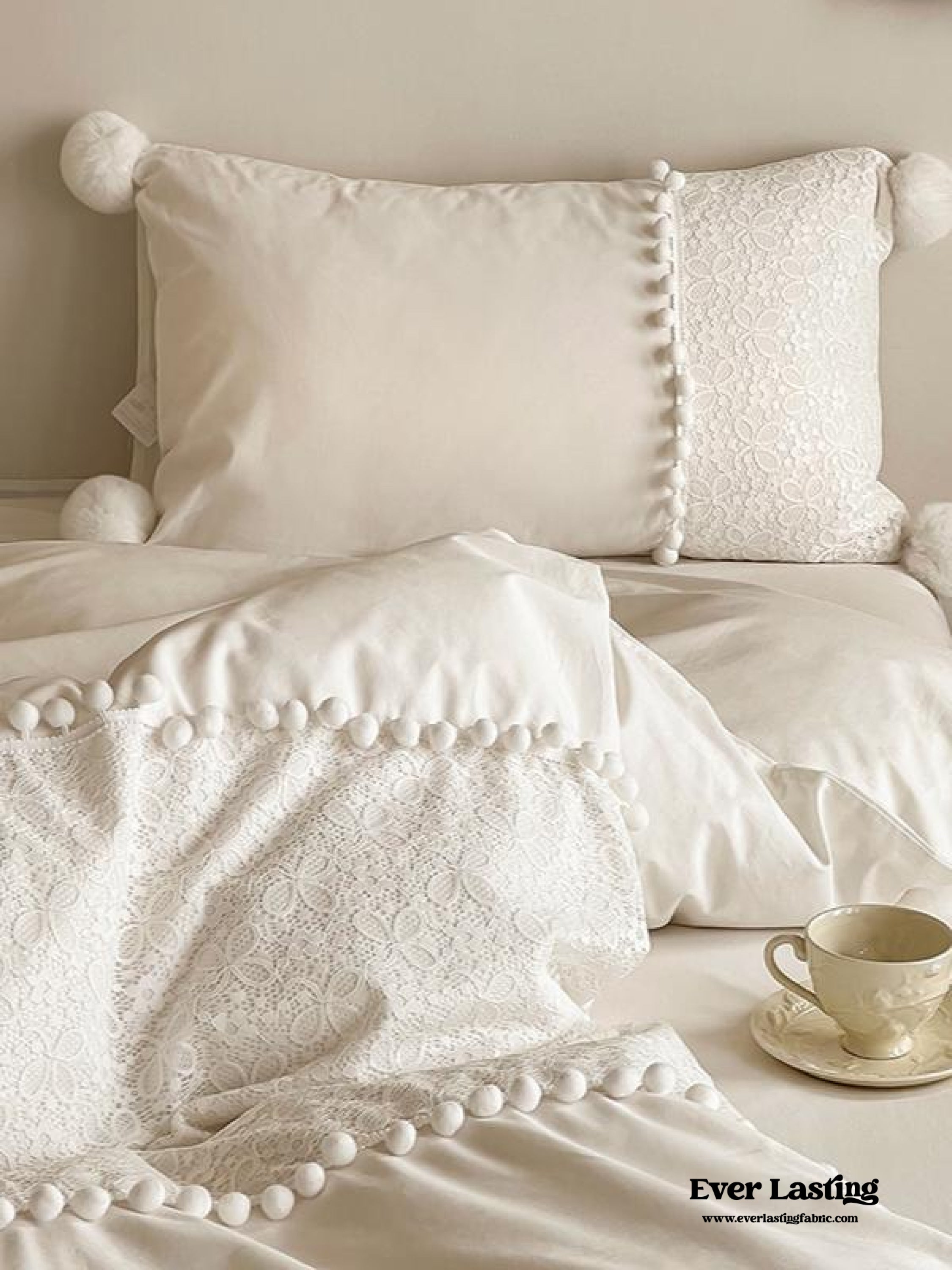 French Sweet Lace Plush Ball Bedding Set - Yellow