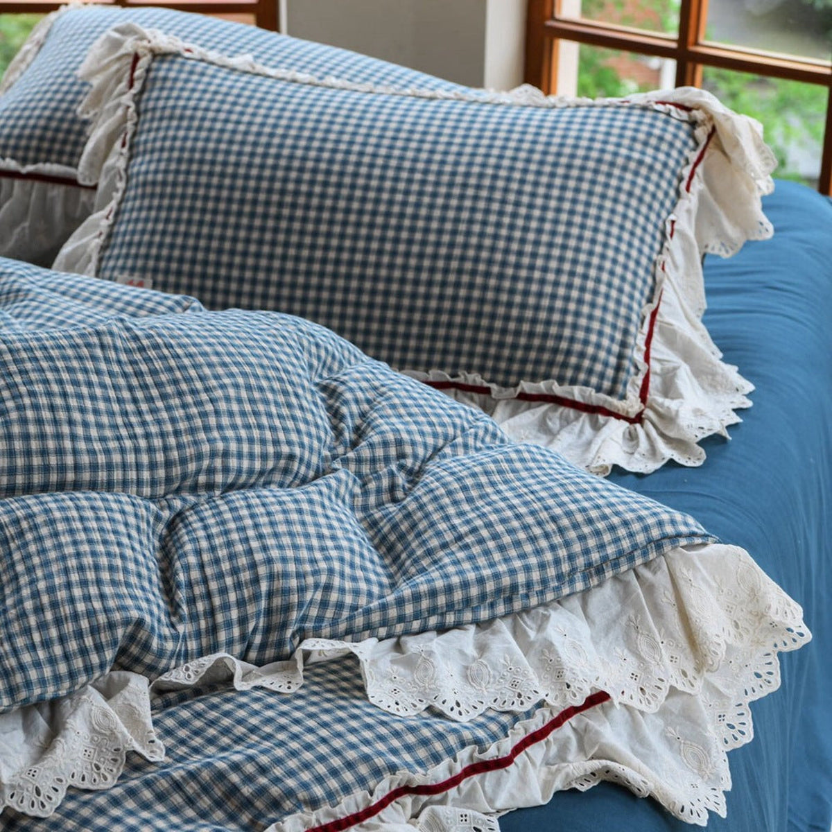 Gingham Floral Ruffle Bedding Set - Blue White
