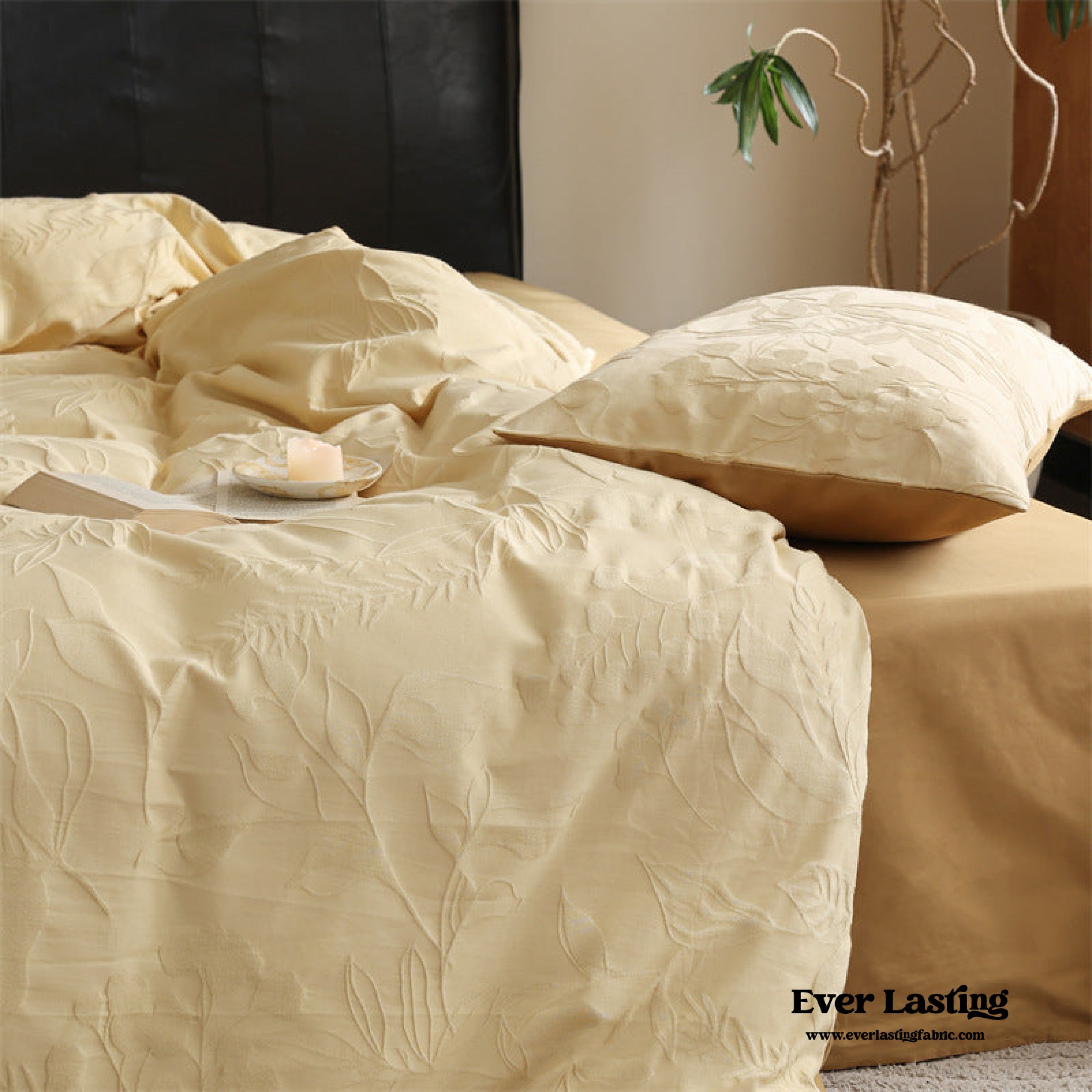 Hidden Garden Jacquard Floral Bedding Set - Tan Pink