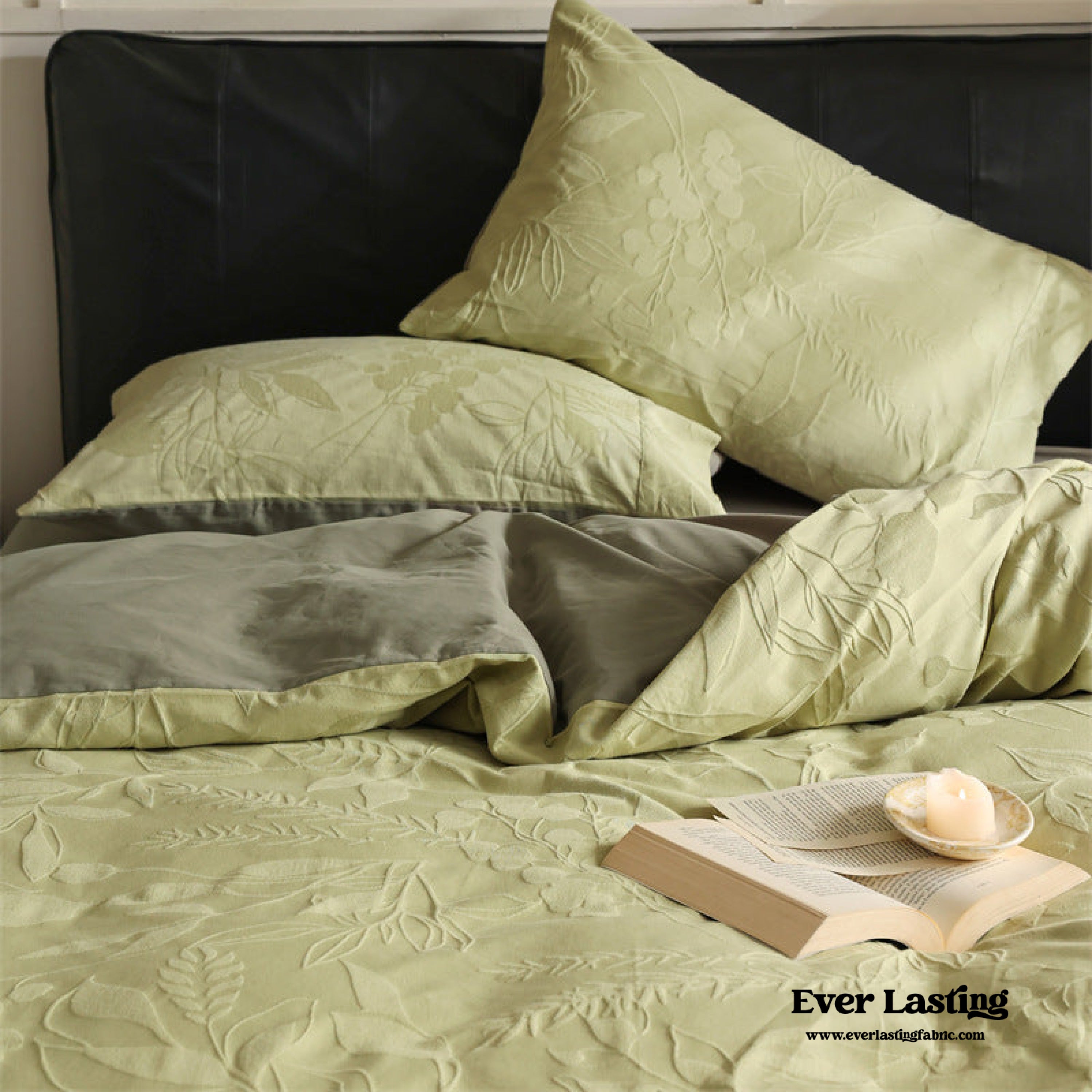 Hidden Garden Jacquard Floral Bedding Set - Tan Pink