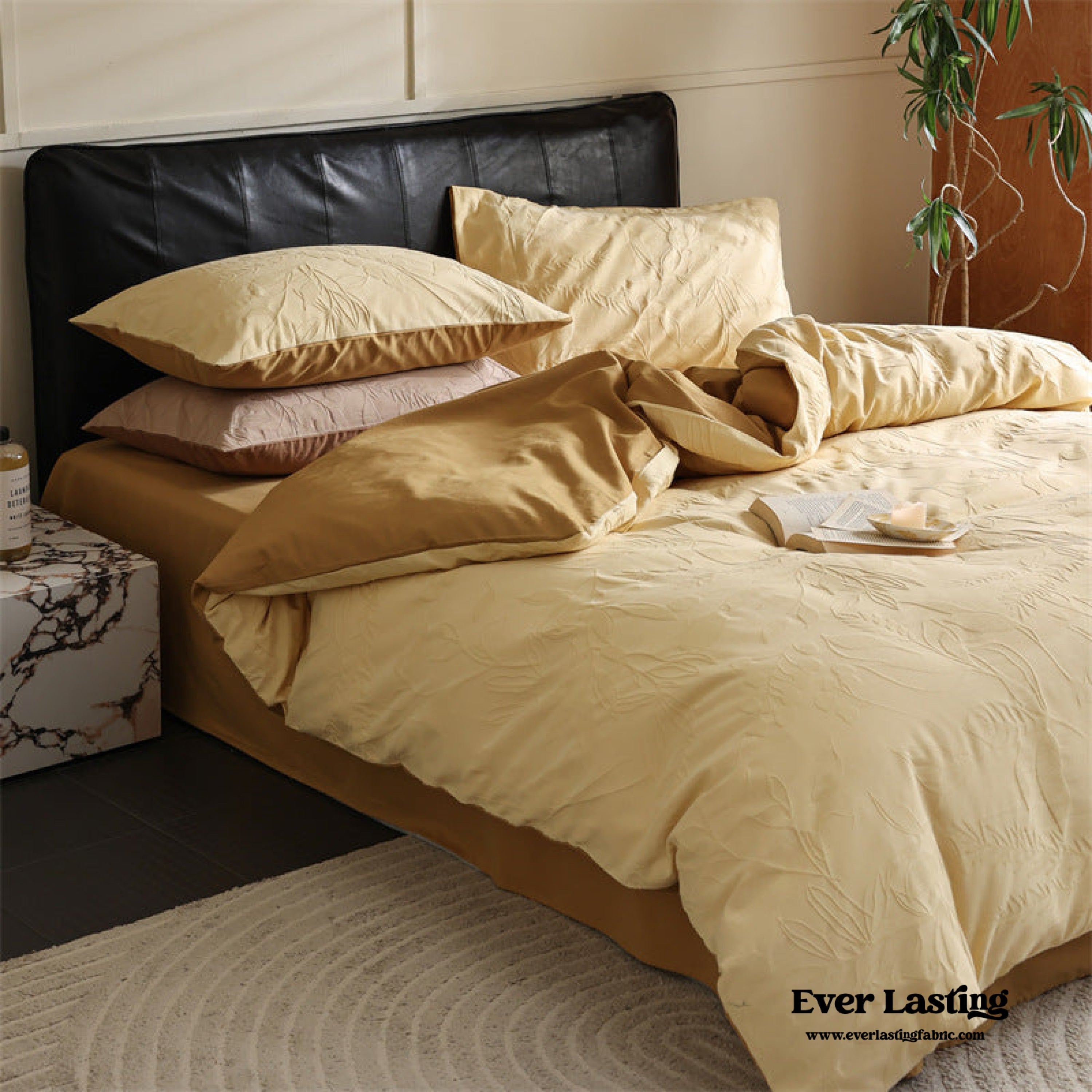 Hidden Garden Jacquard Floral Bedding Set - Tan Pink