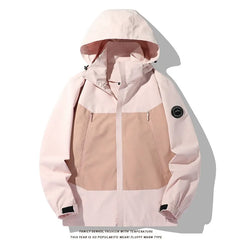 Chaqueta con capucha y diseño de tres capas con bloques de color