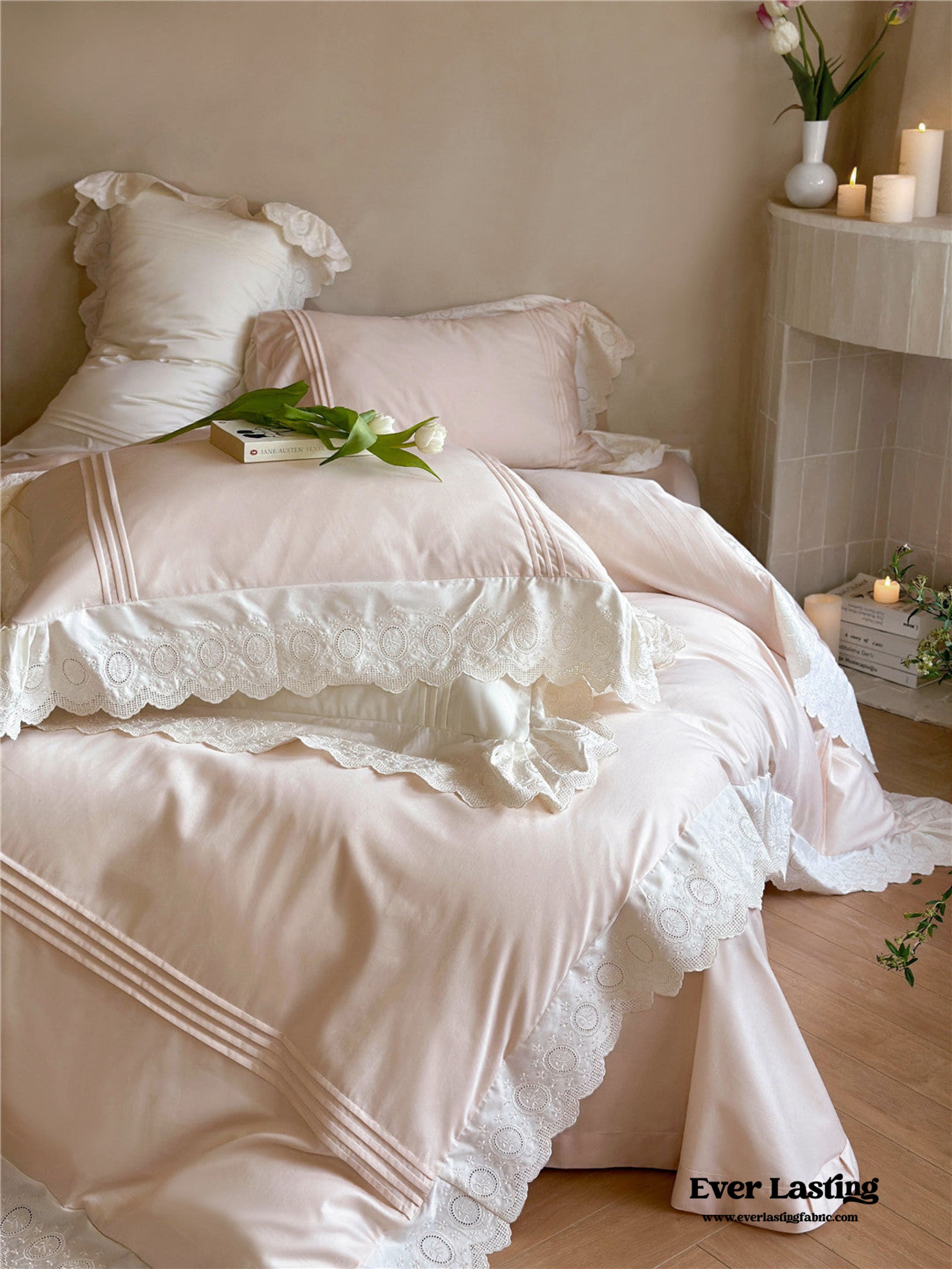 Isabelle Silky Cottage Ruffled Bedding Set - Pink