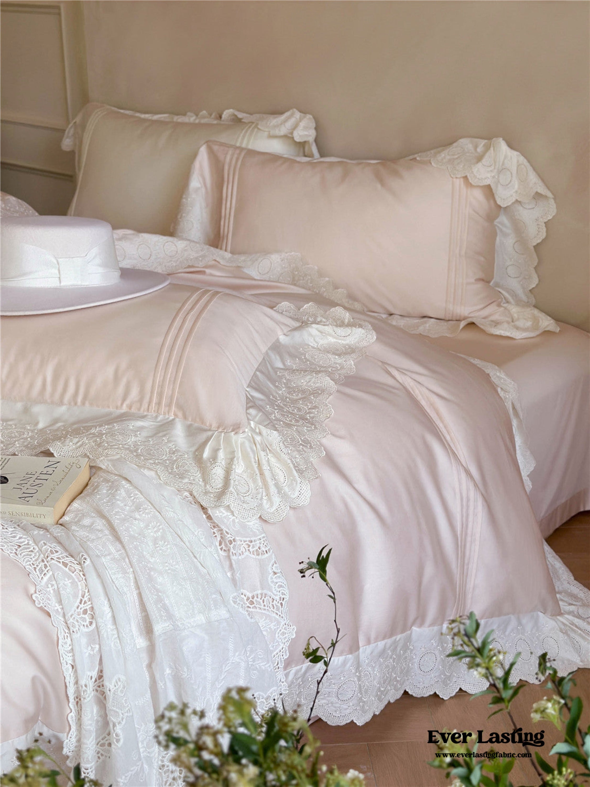 Isabelle Silky Cottage Ruffled Bedding Set - Pink